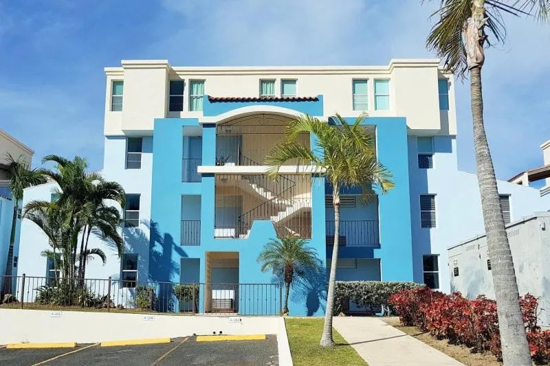 Sunset Paradise - Ocean View Penthouse Apartment