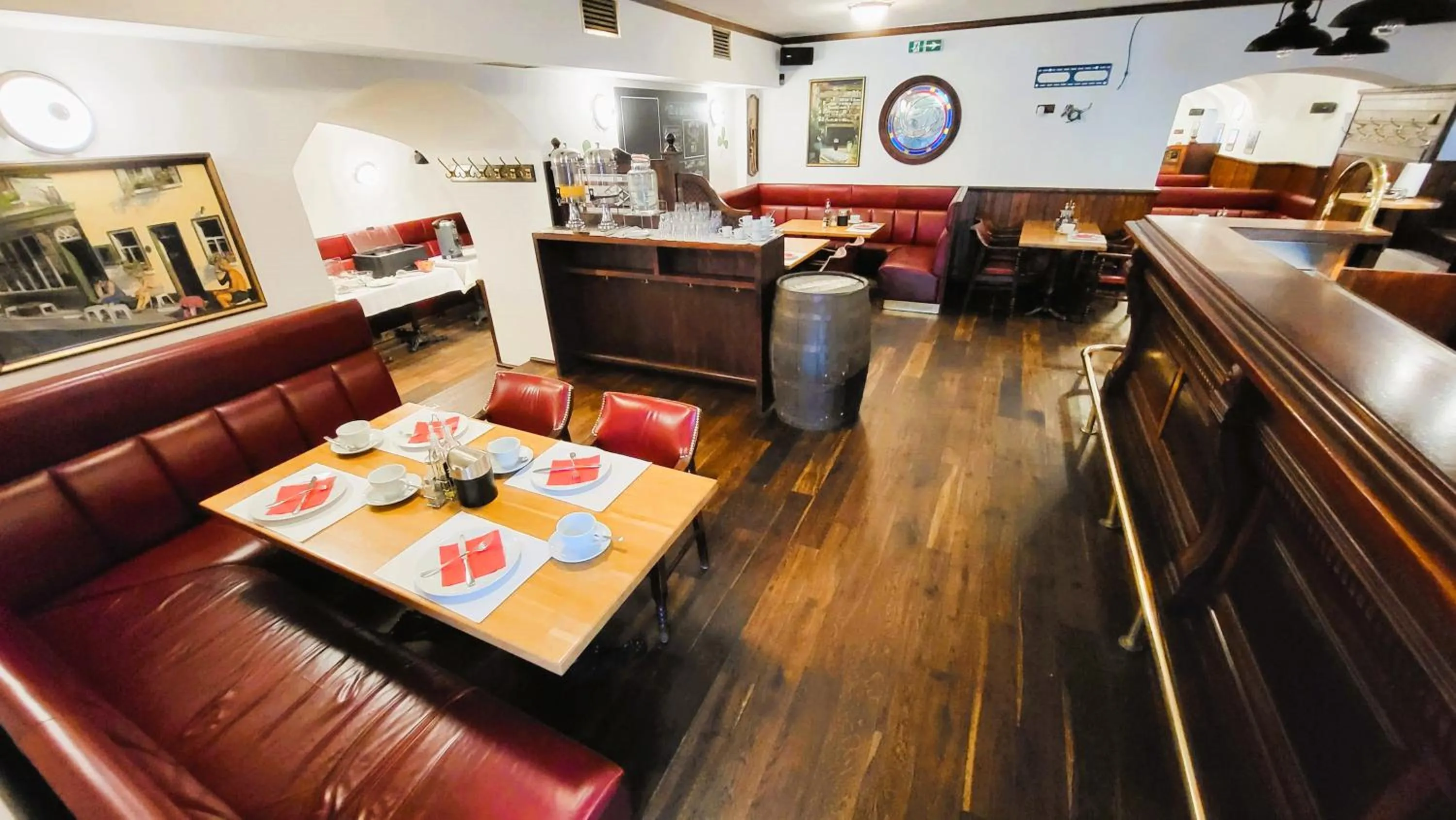 Breakfast in Hotel Nelly Kellys