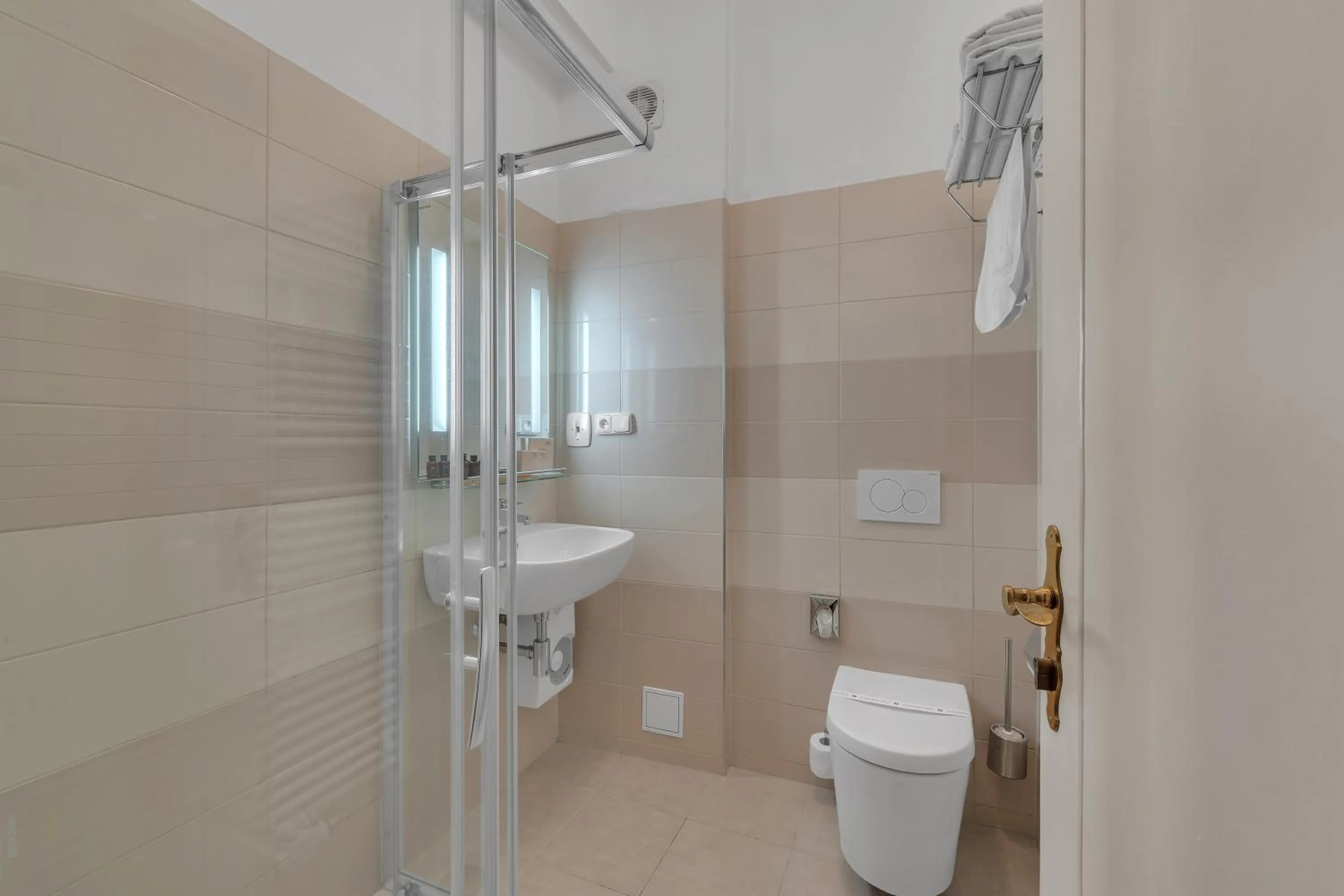 Bathroom in Hotel Nelly Kellys