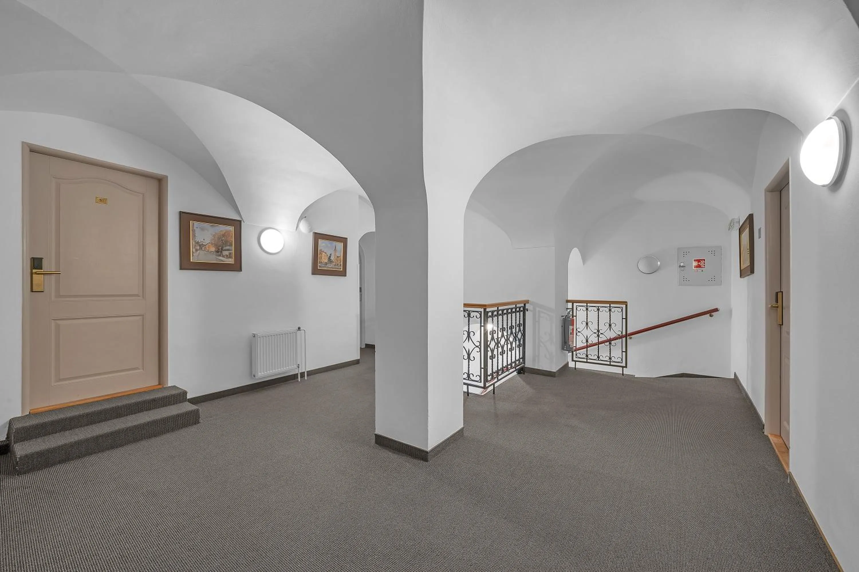 Property building in Hotel Nelly Kellys