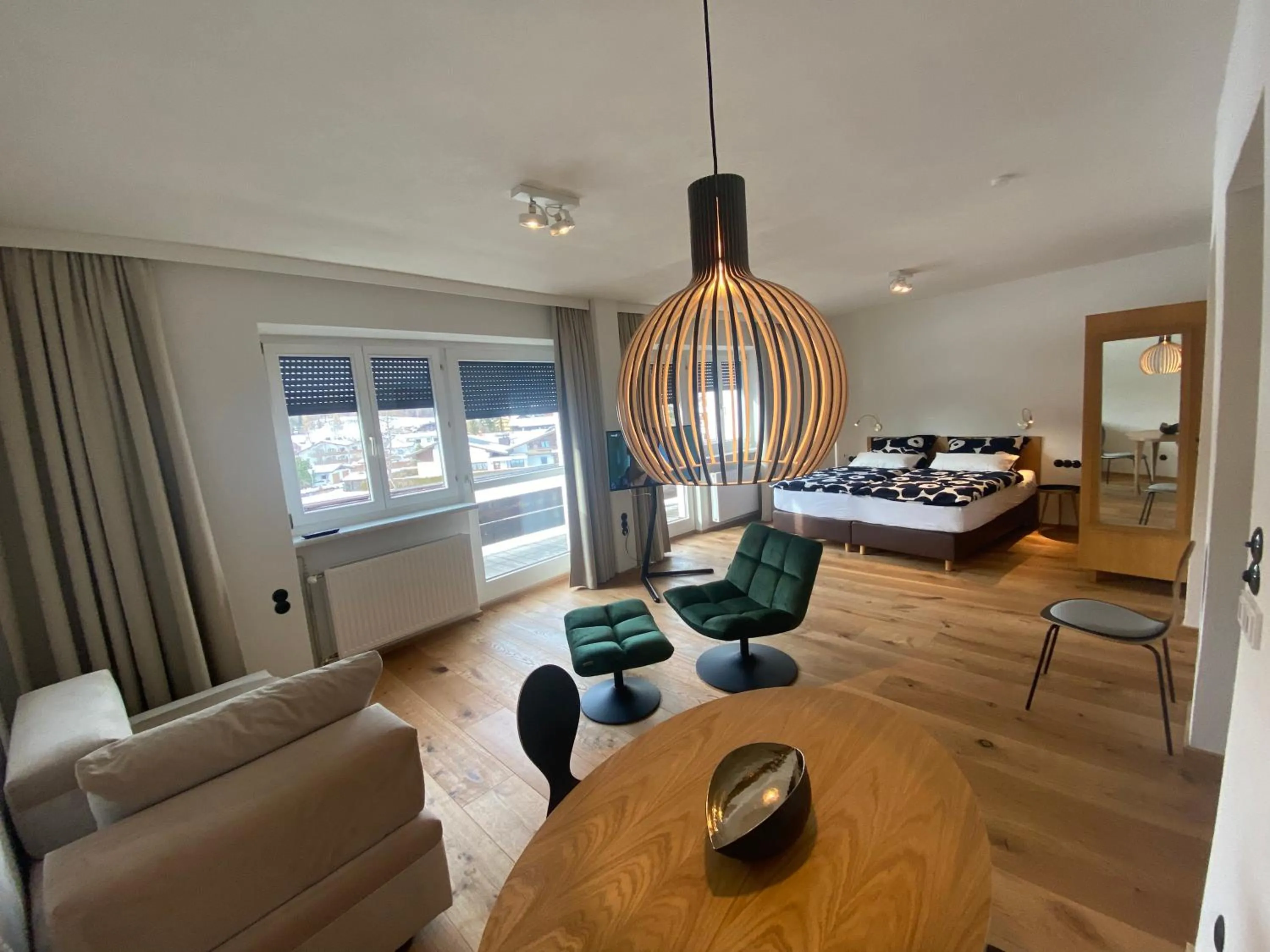 Living room, Bed in Hotel Berghof