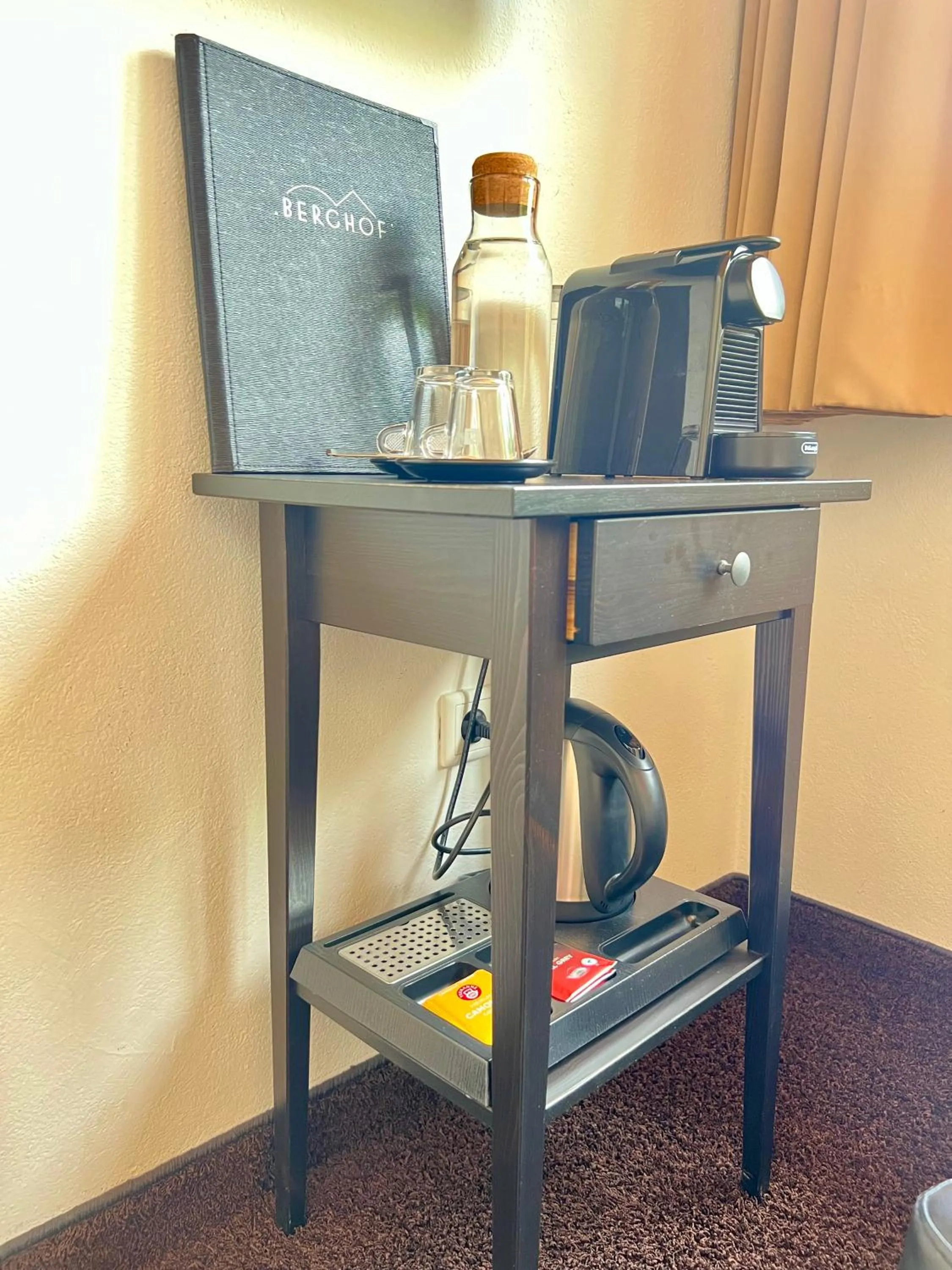 Coffee/tea facilities in Hotel Berghof