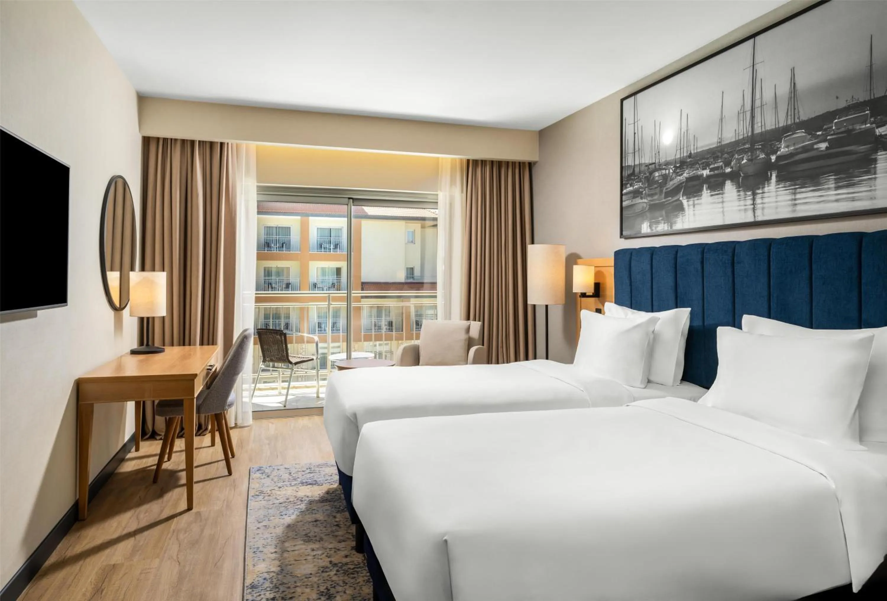 Bedroom, Bed in Radisson Blu Resort & Spa Cesme