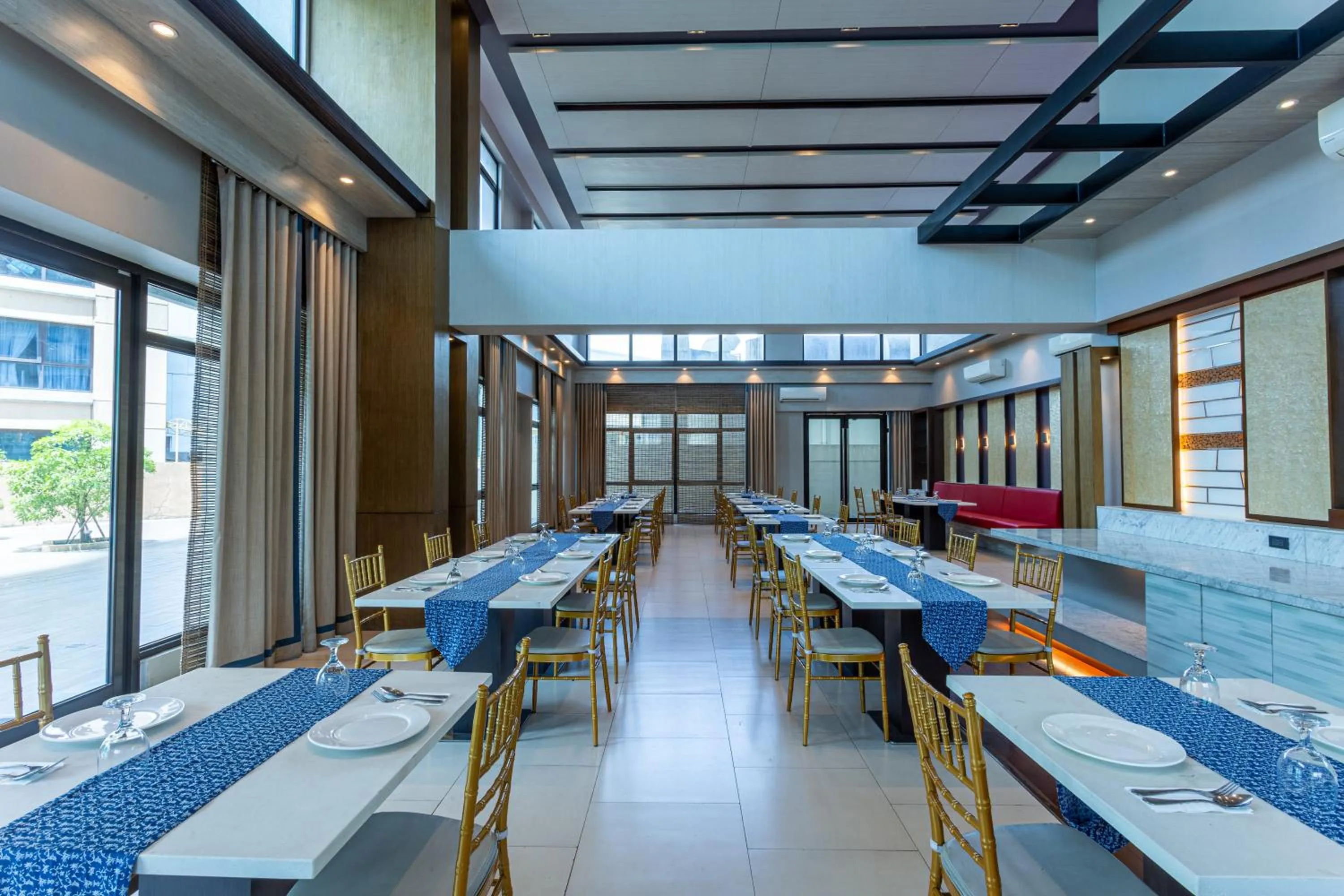 Banquet/Function facilities in Santorini Hotel