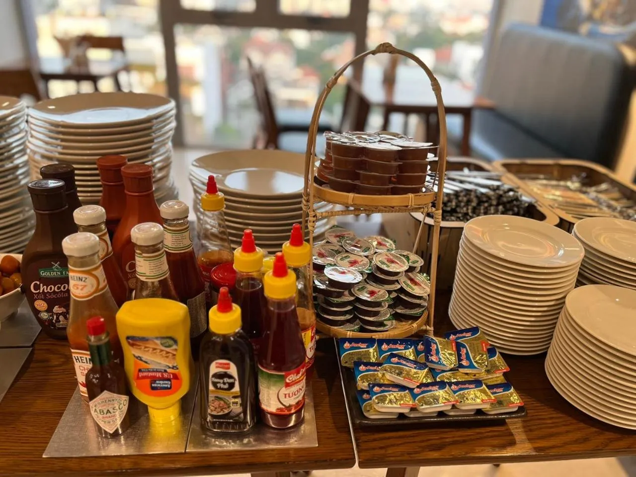 Breakfast in Aurora Western Village