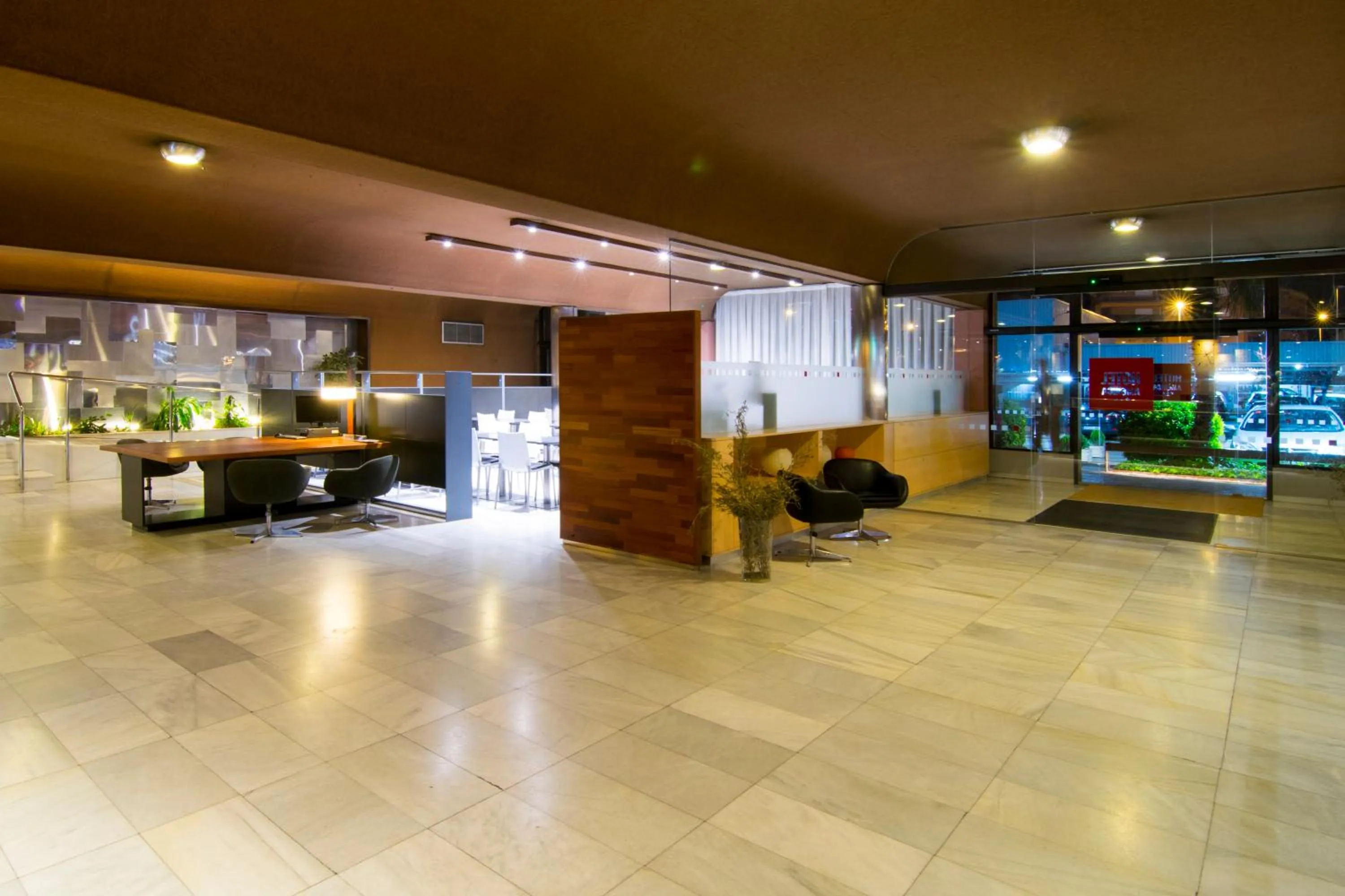 Lobby or reception in Hotel America Igualada