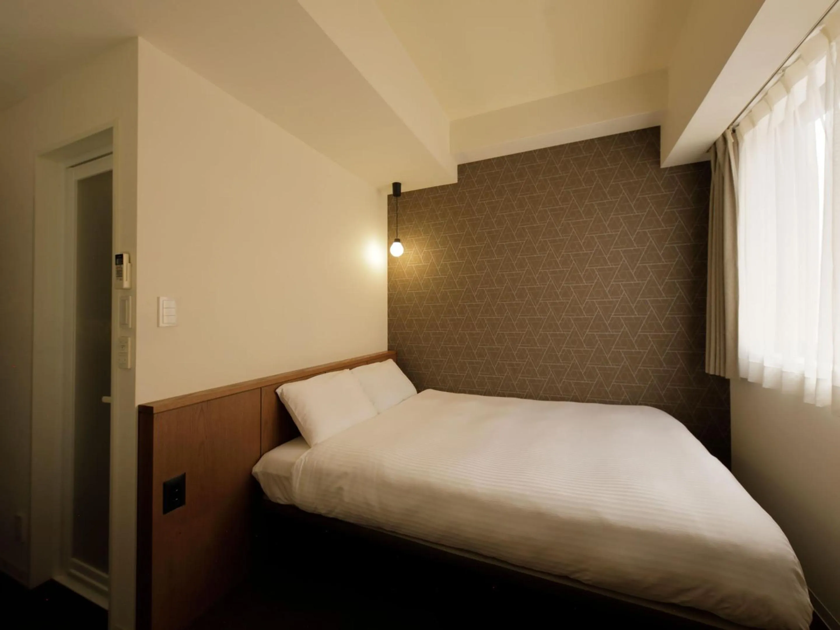Photo of the whole room, Bed in Smart Place Inn Kyoto Shijo Horikawa