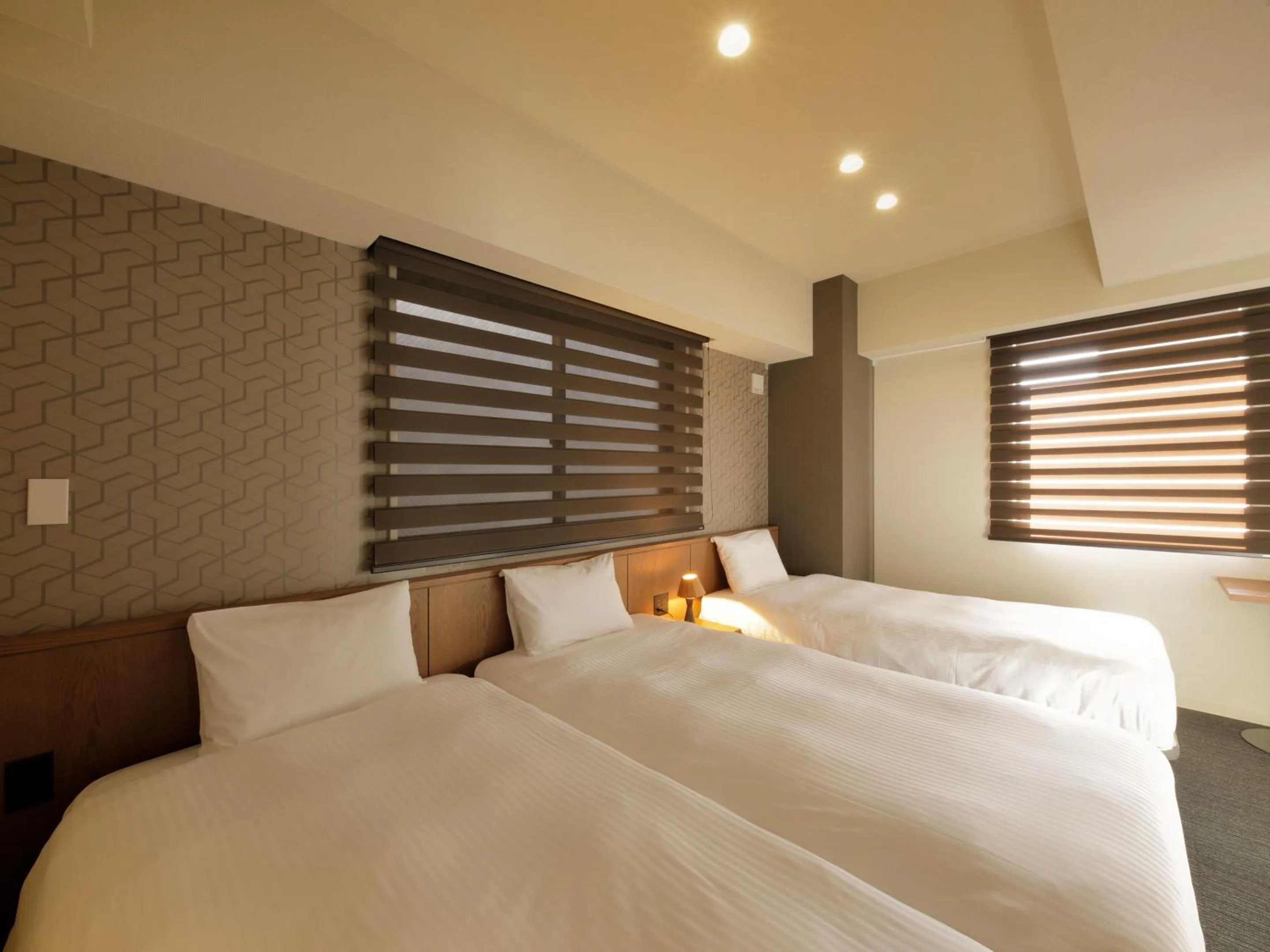 Photo of the whole room, Bed in Smart Place Inn Kyoto Shijo Horikawa