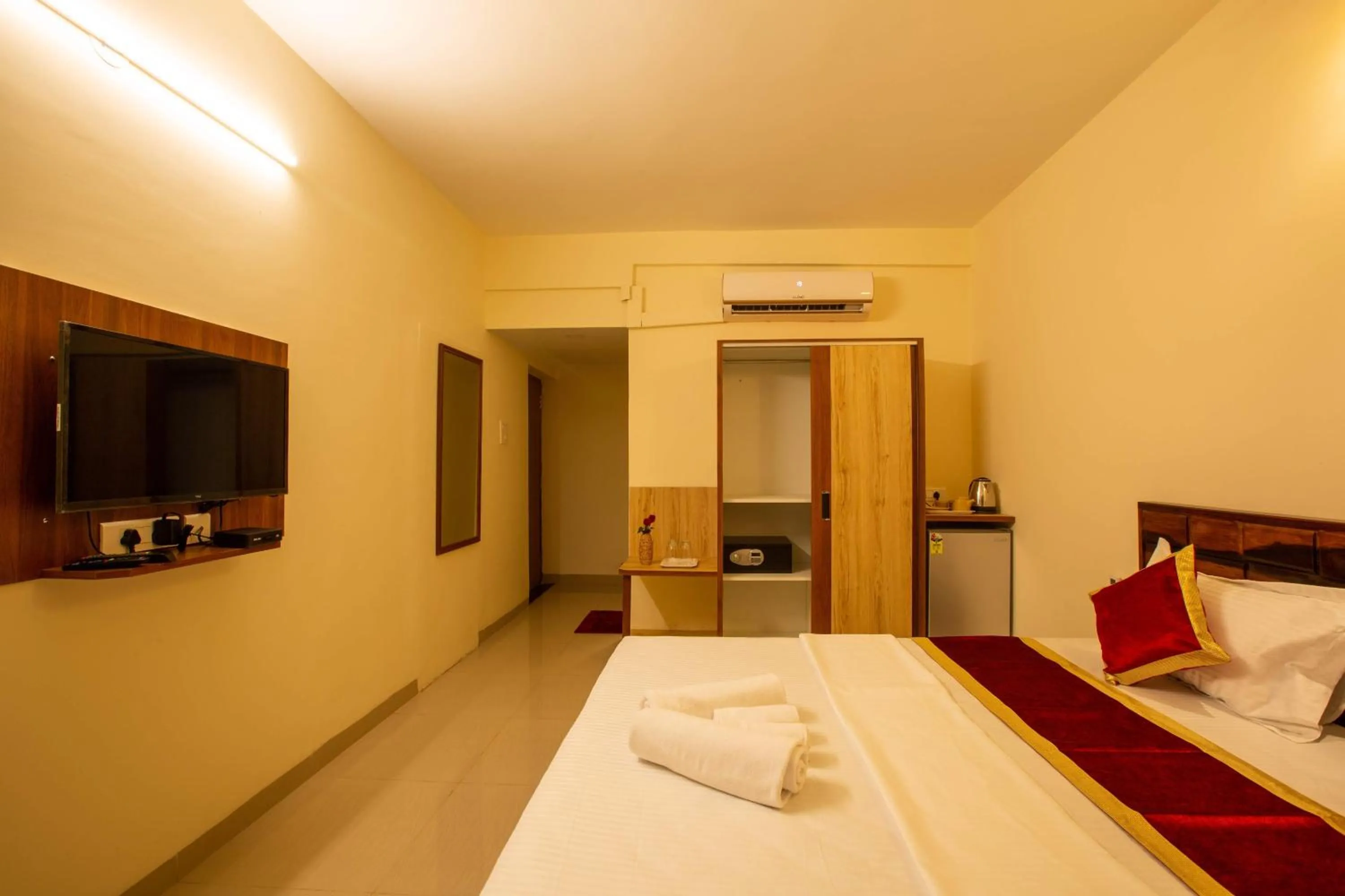 Bedroom, Bed in Tridiva Morjim 150 Meters to Morjim Beach