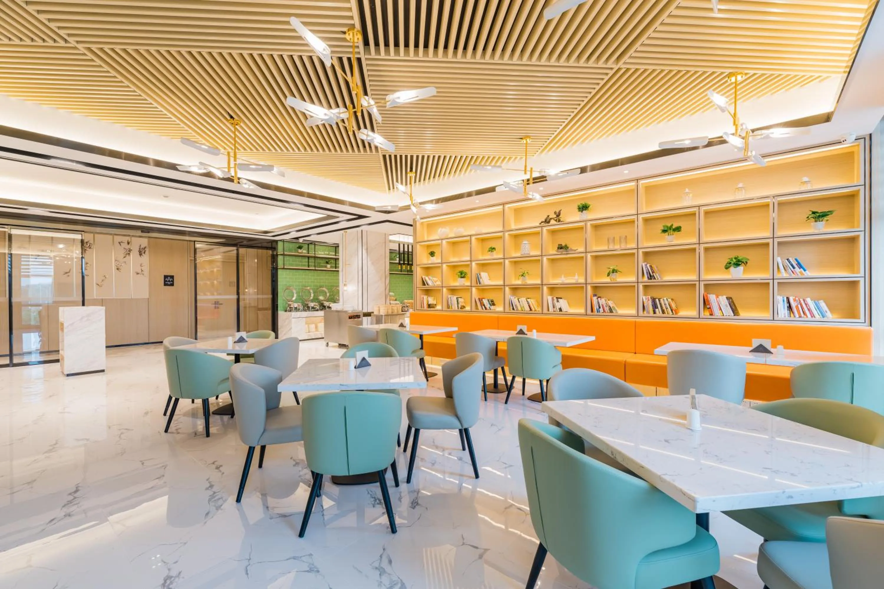 Atour Hotel (Nanjing Xingang Development Area)