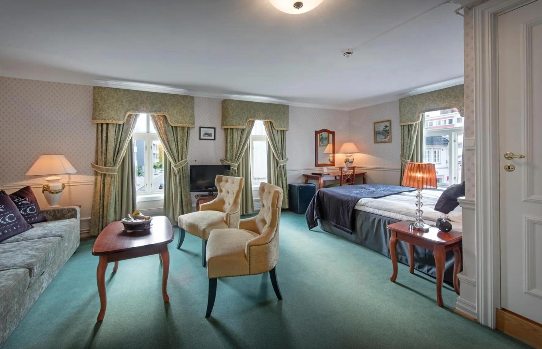 Photo of the whole room, Bed in Hotel Kong Carl - Unike Hoteller