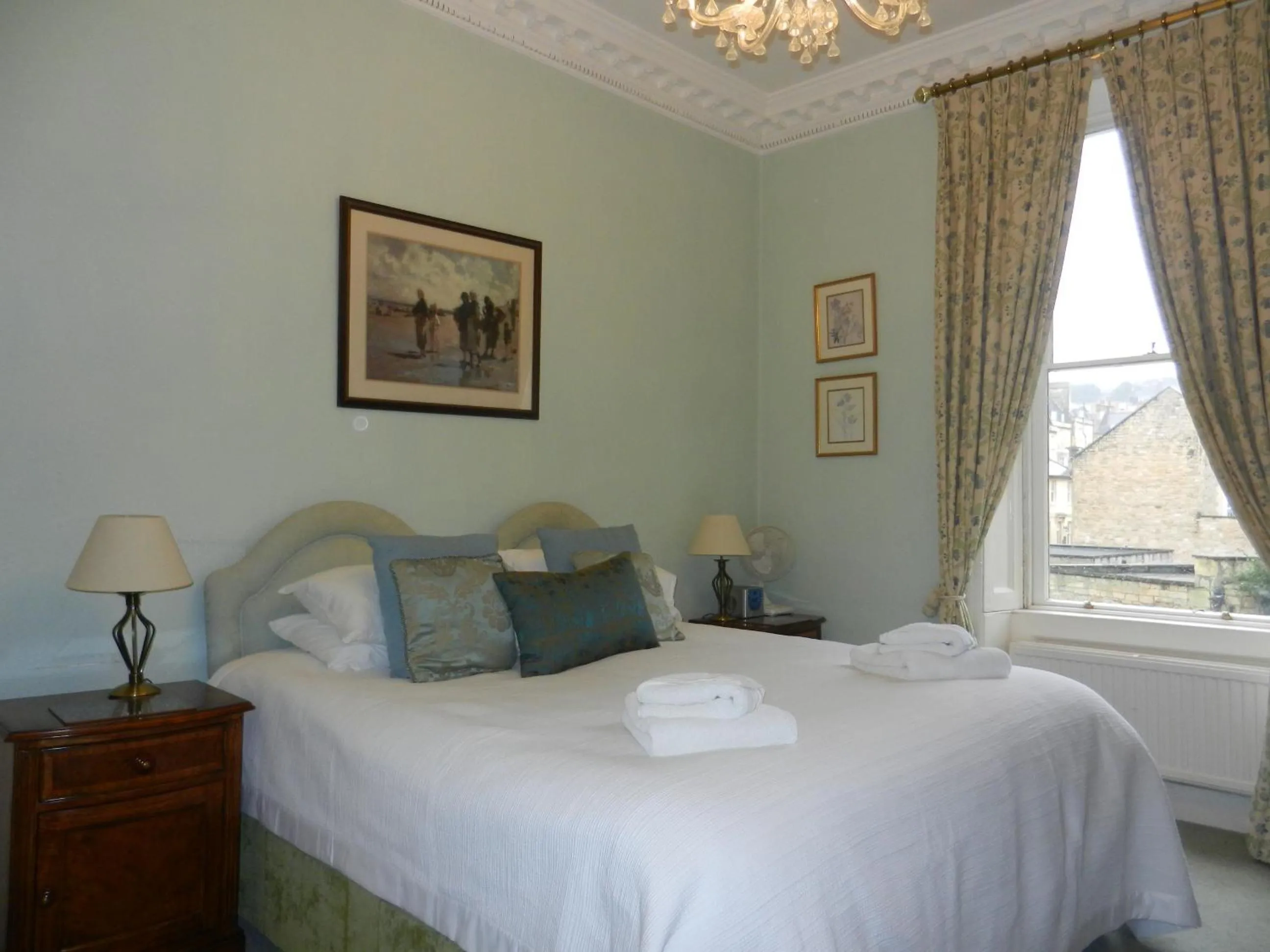 Bedroom, Bed in Brocks