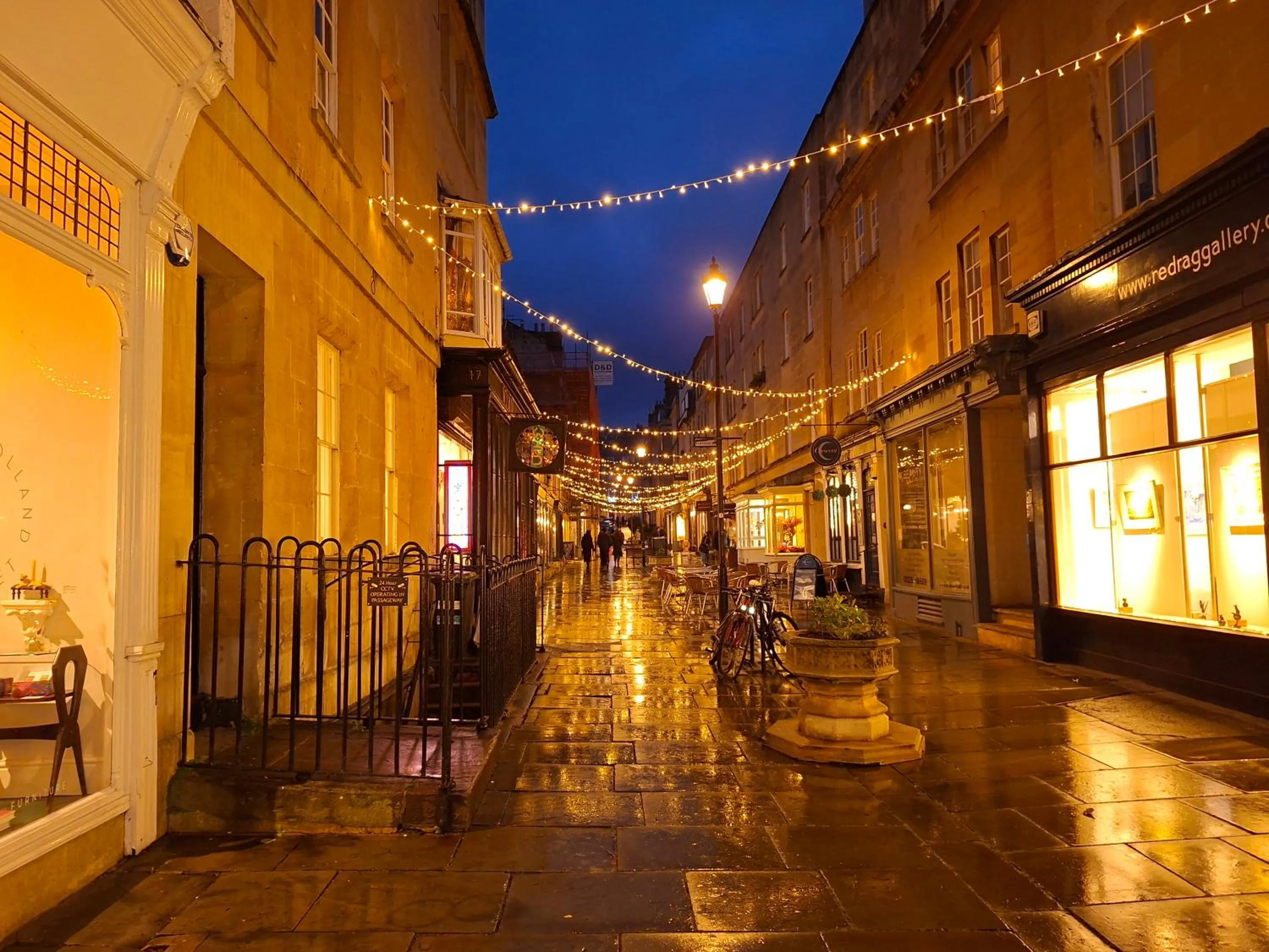 Neighbourhood in Brocks