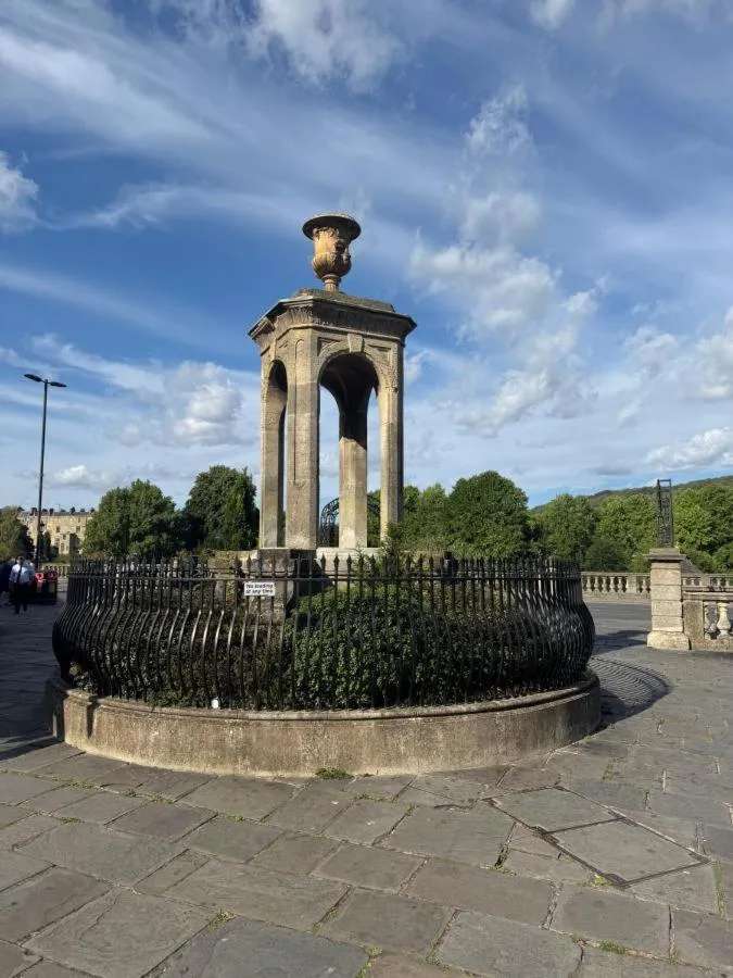 Nearby landmark in Brocks