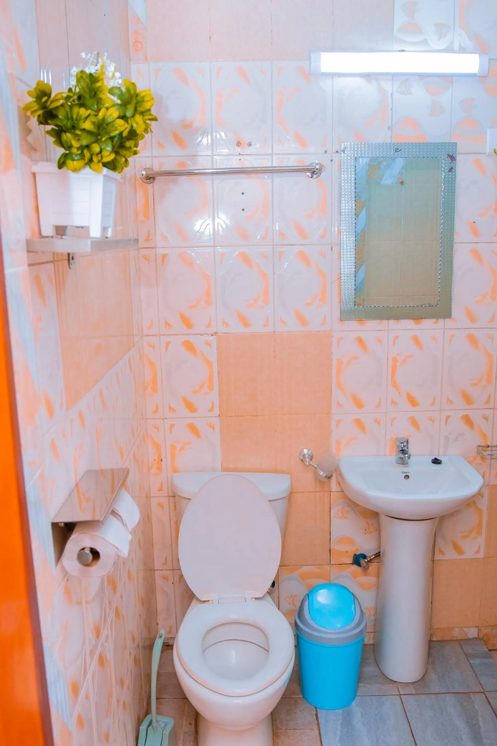 B.Maurice Guest House