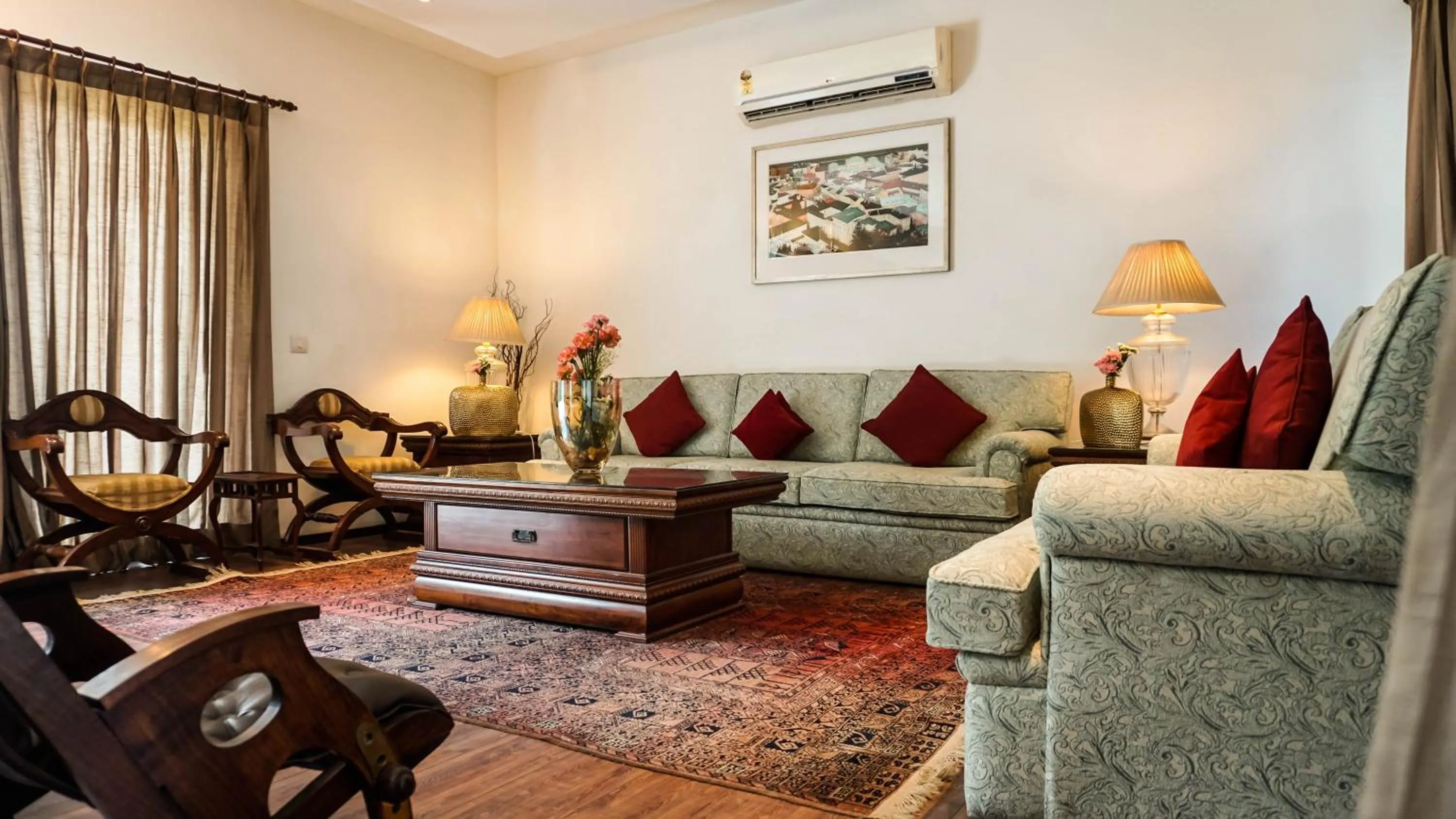 Living room in Amatra By The Ganges