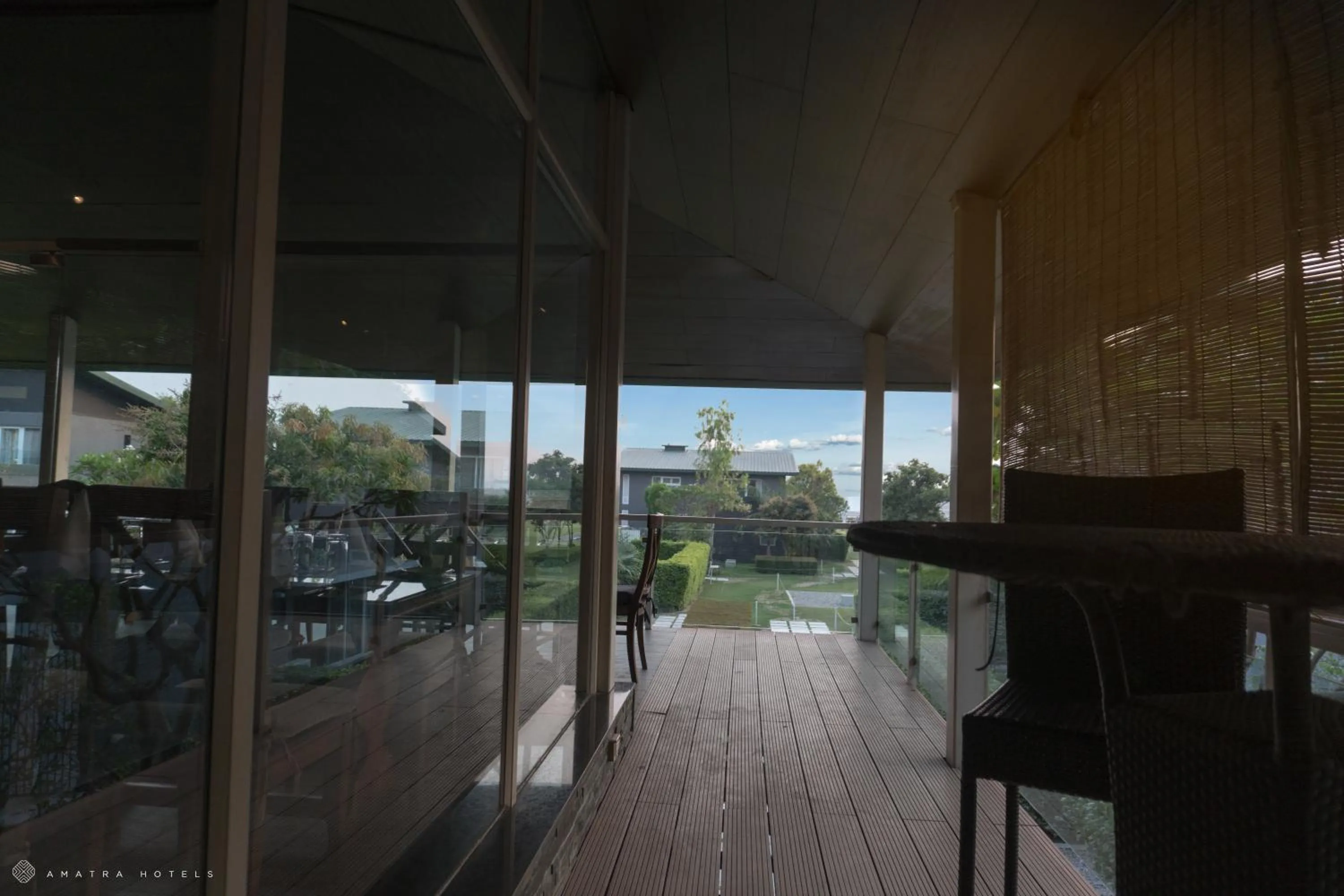 Restaurant/places to eat in Amatra By The Ganges