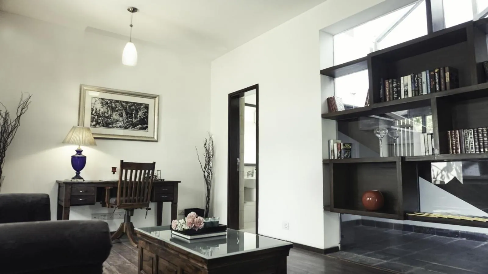 Living room in Amatra By The Ganges