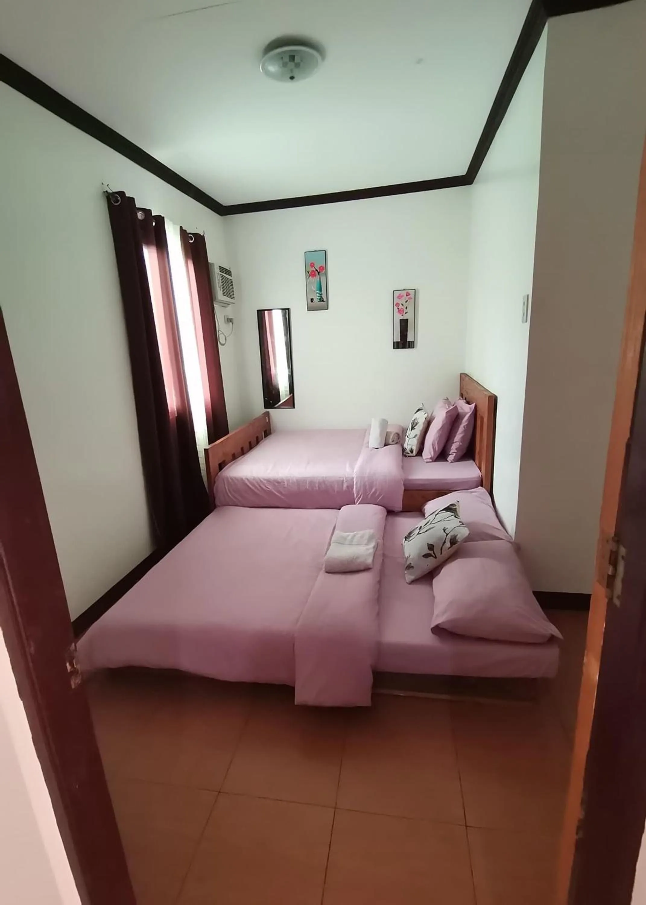 Bed in Rachel's Bed and Breakfast Near Tagaytay