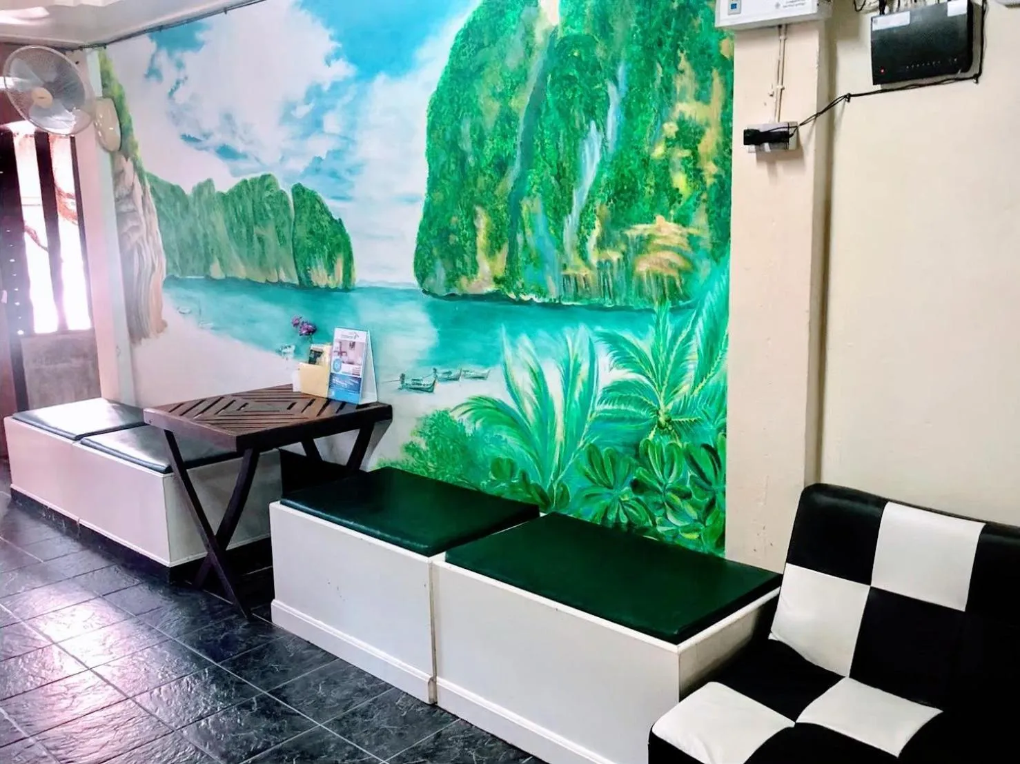 Seating area in Golden Bee PhiPhi