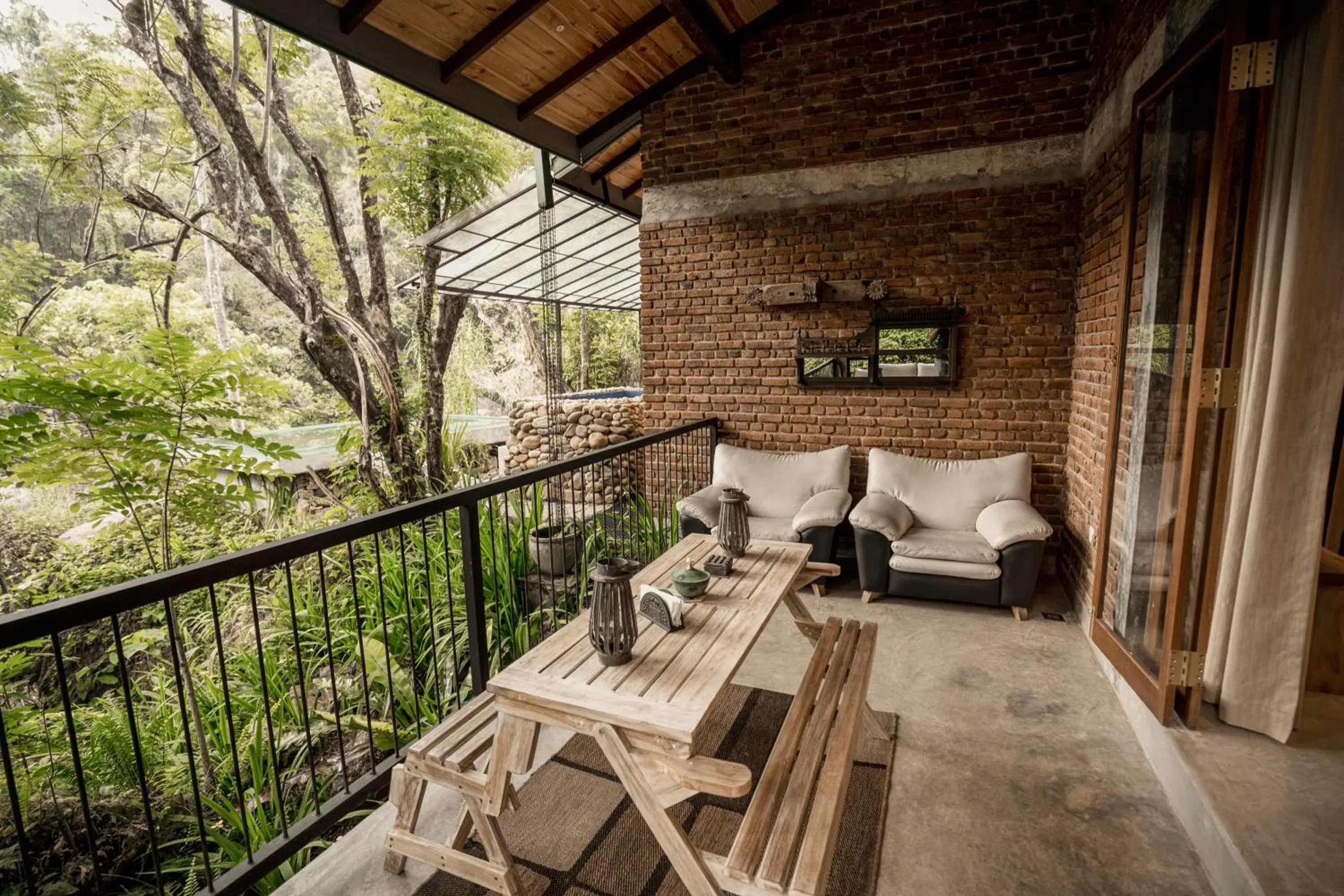 Arsulana Eco Lodge & Spa