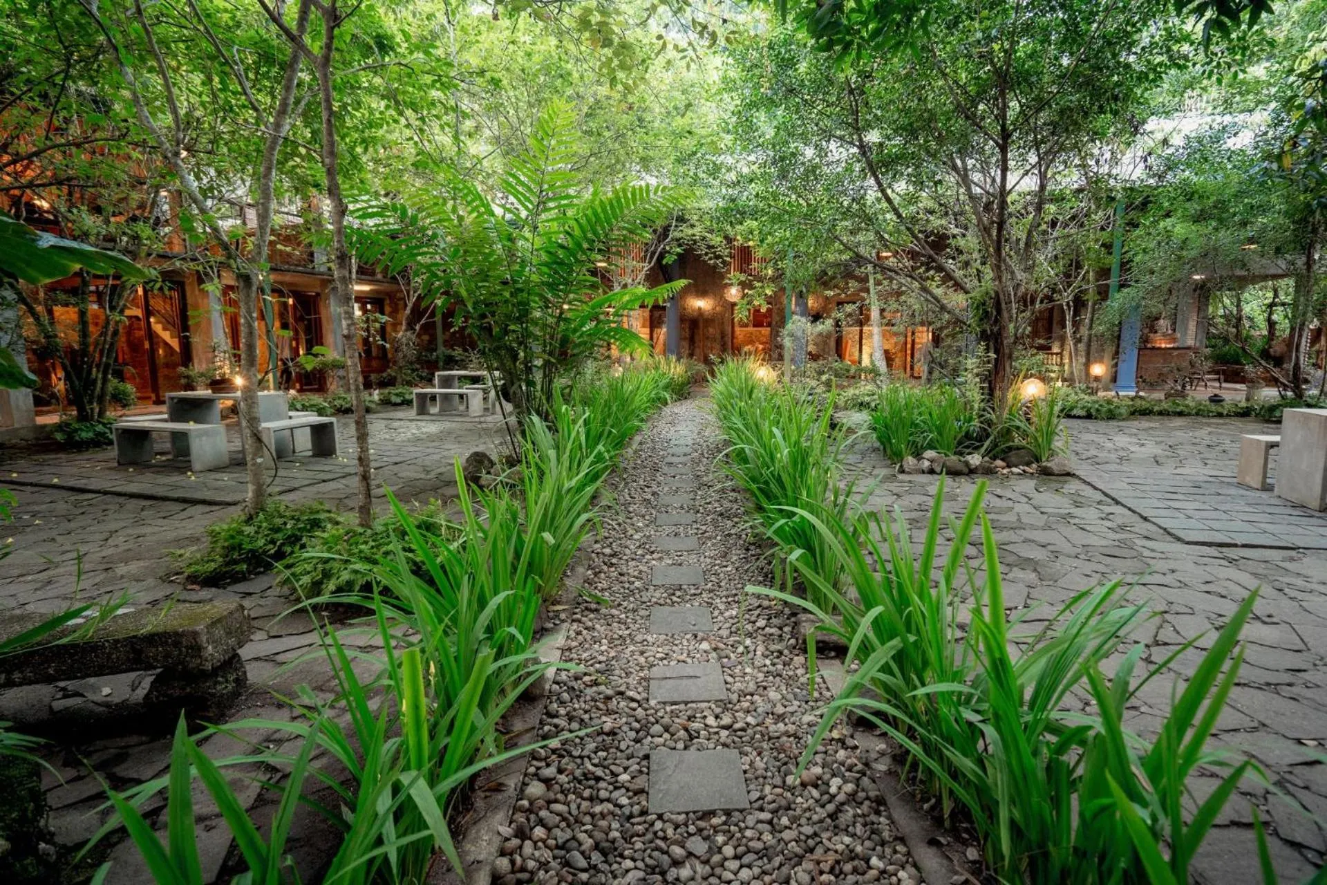 Day in Arsulana Eco Lodge & Spa