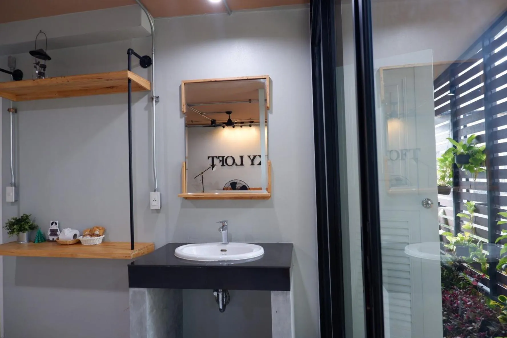 Bathroom in Otter House