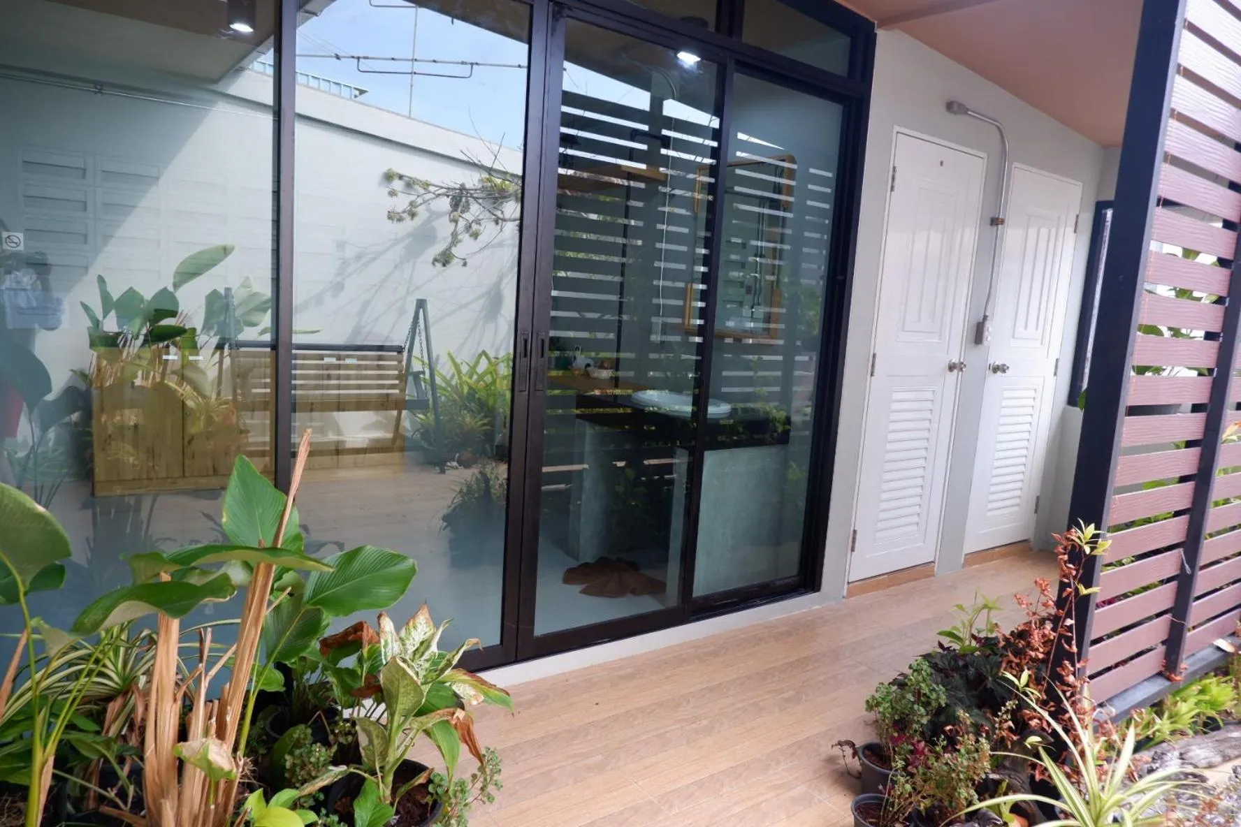 Toilet in Otter House