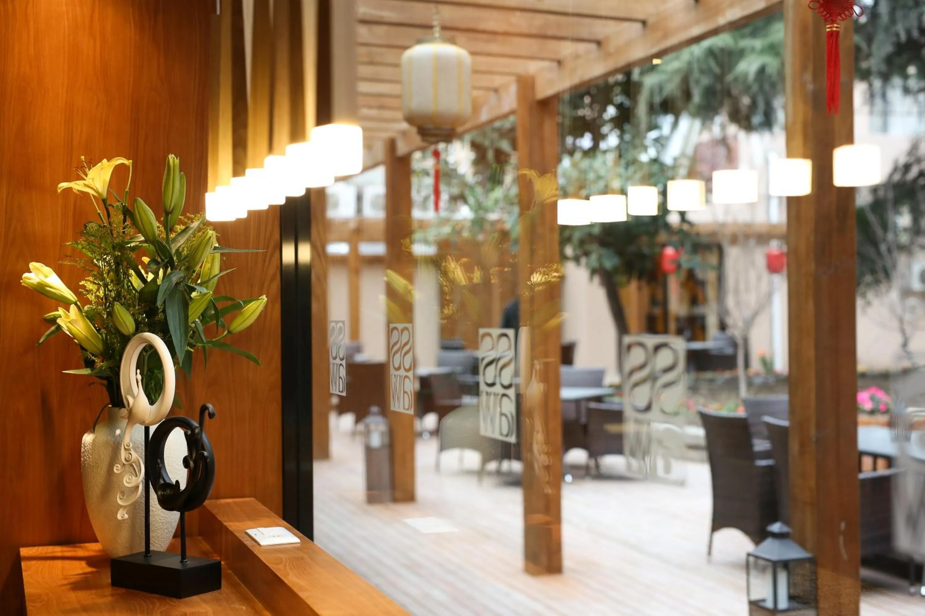Lounge or bar in SSAW Boutique Hotel Shanghai Yilin