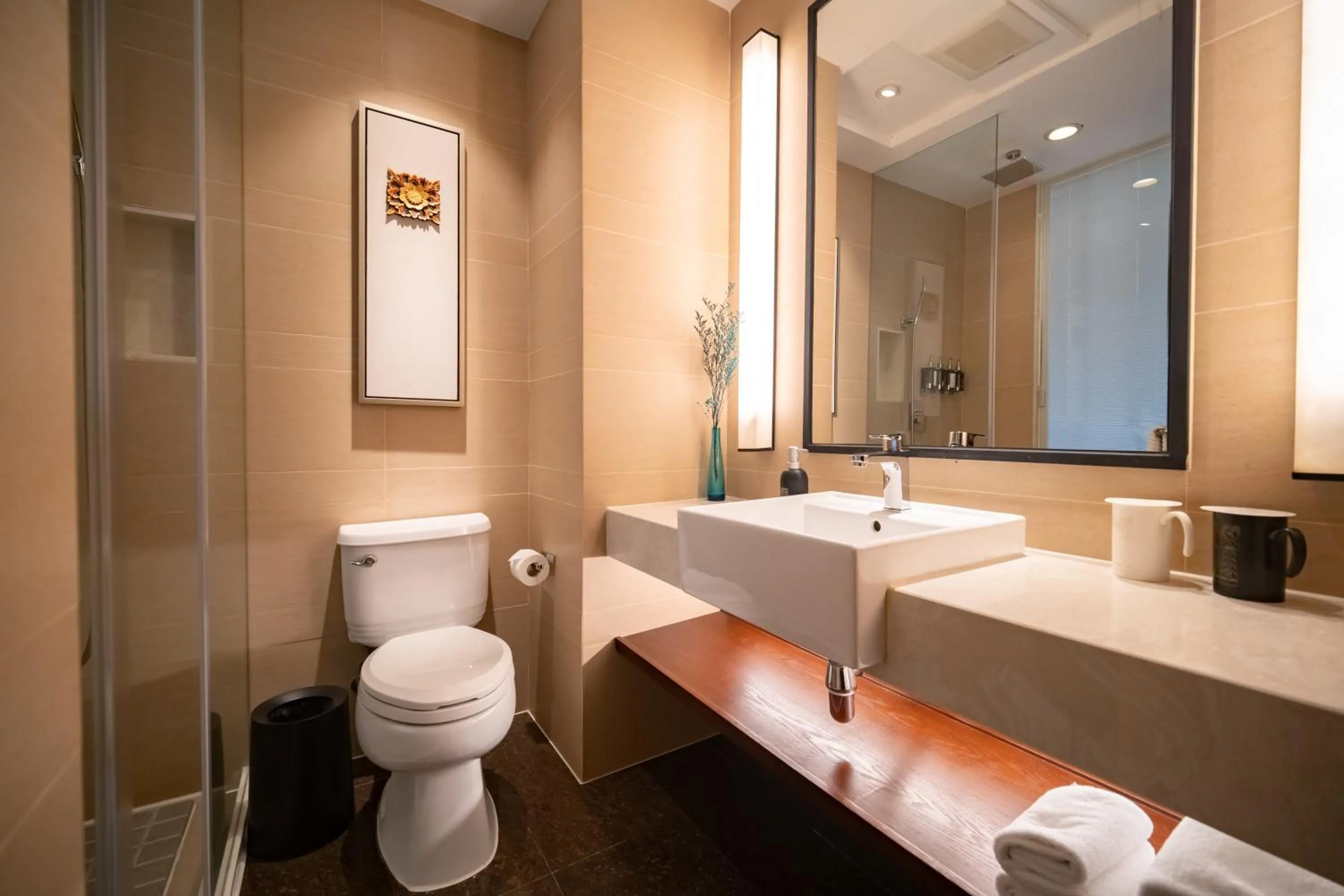 Toilet in SSAW Boutique Hotel Shanghai Yilin