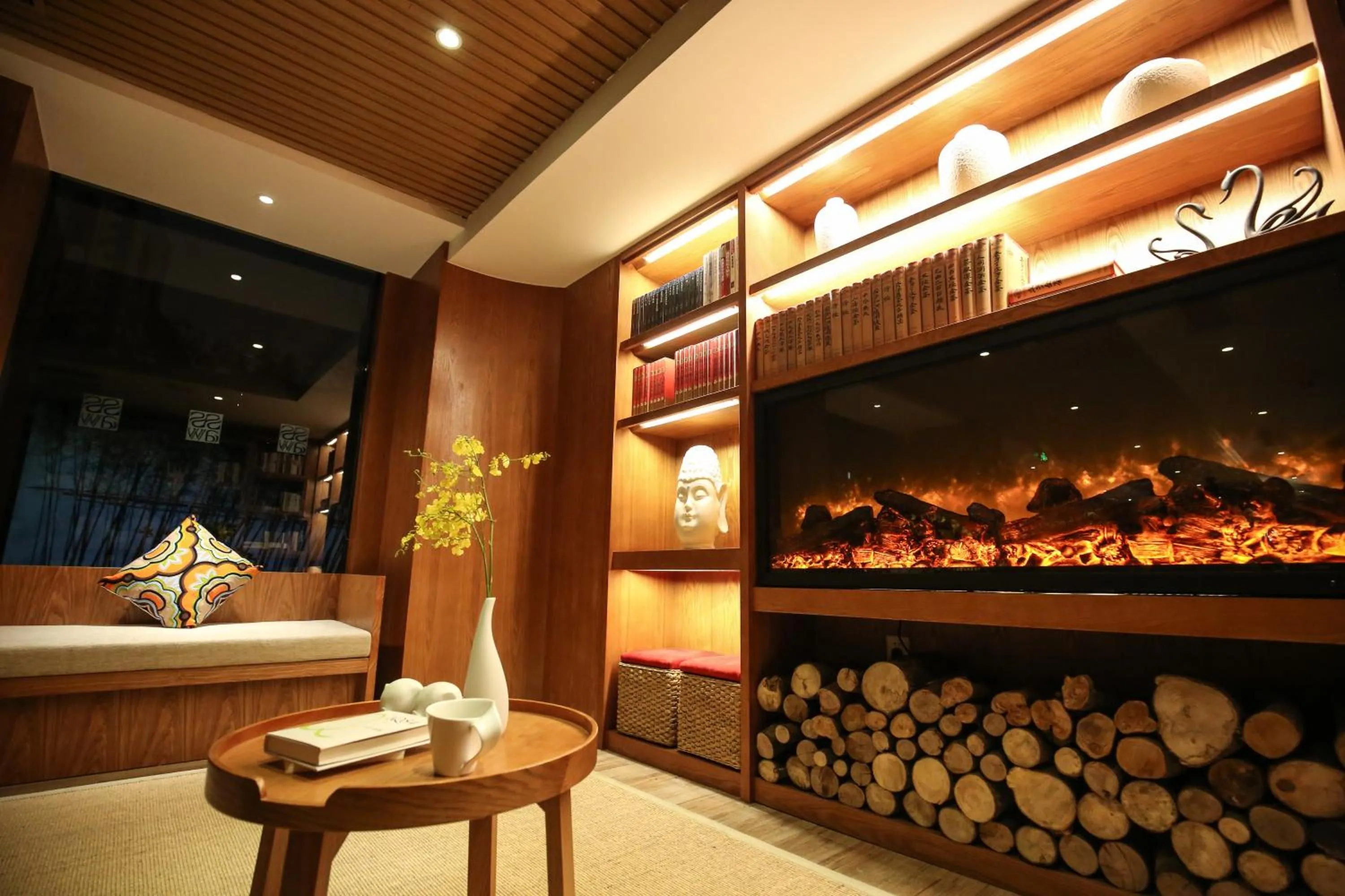 Lounge or bar in SSAW Boutique Hotel Shanghai Yilin