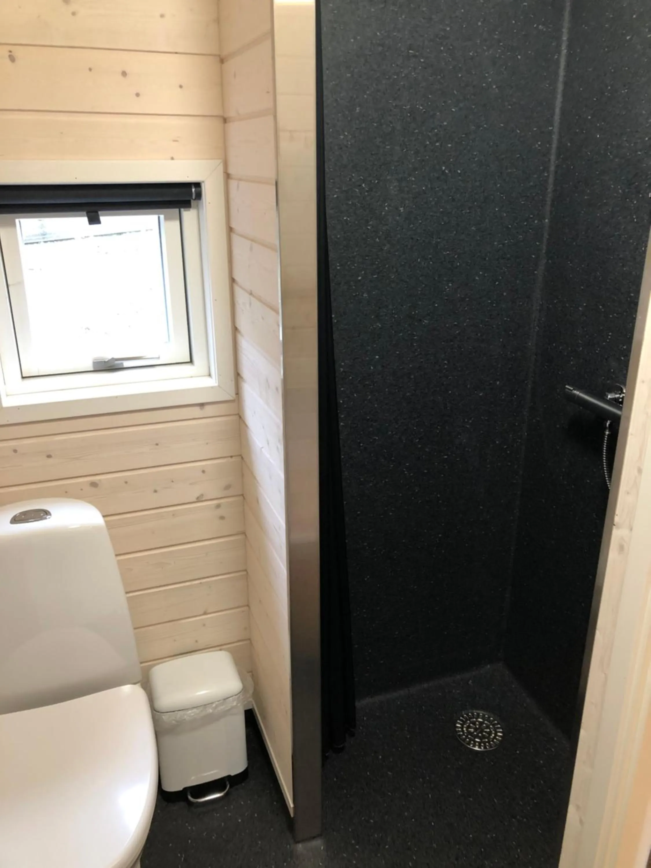 Bathroom in Hodde Kro