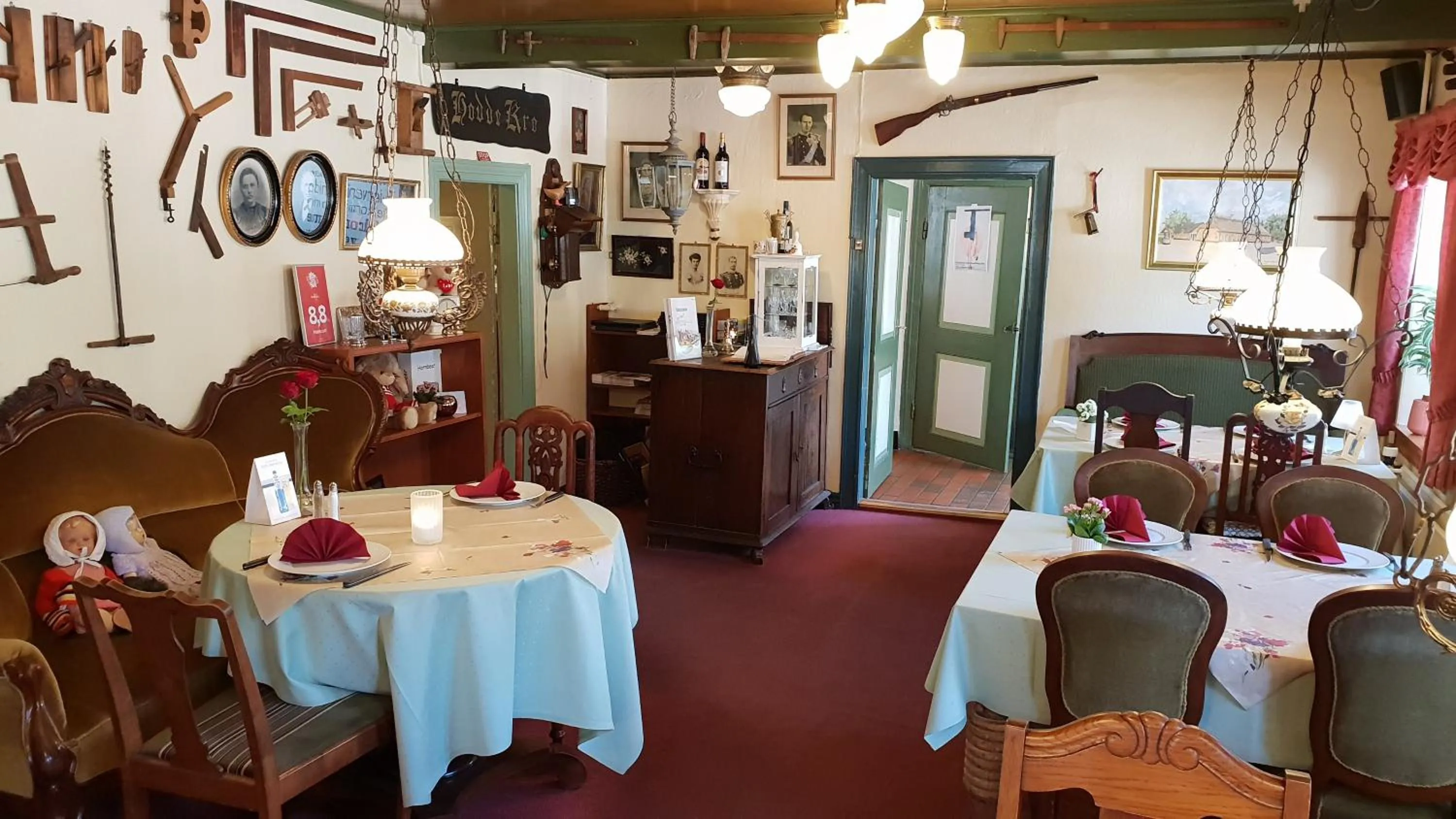 Restaurant/places to eat in Hodde Kro