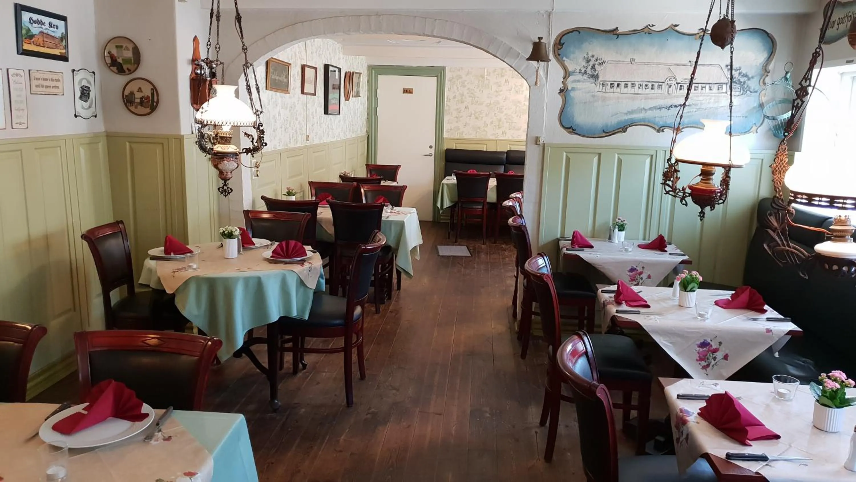 Restaurant/places to eat in Hodde Kro