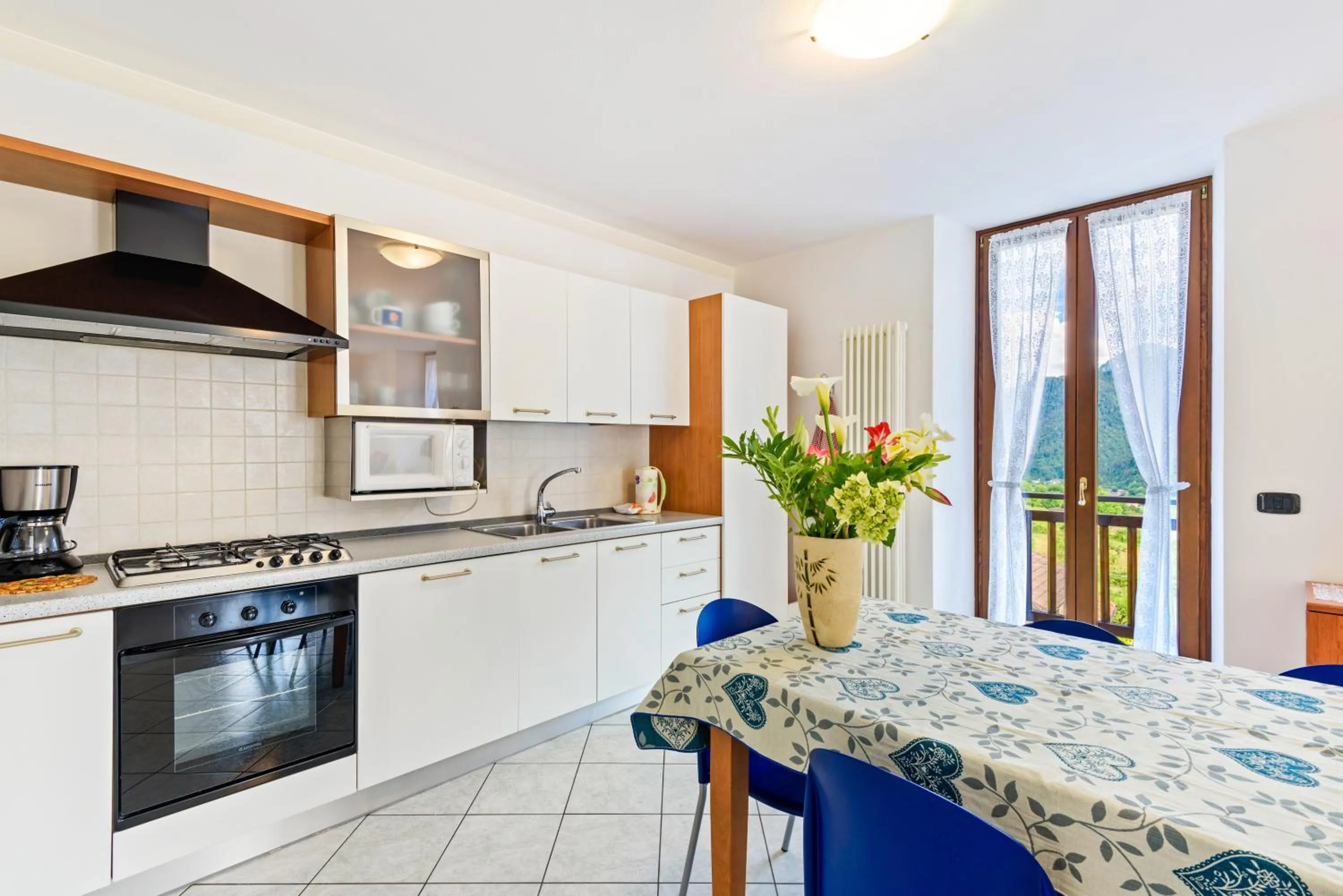 Kitchen or kitchenette in Casa Elena