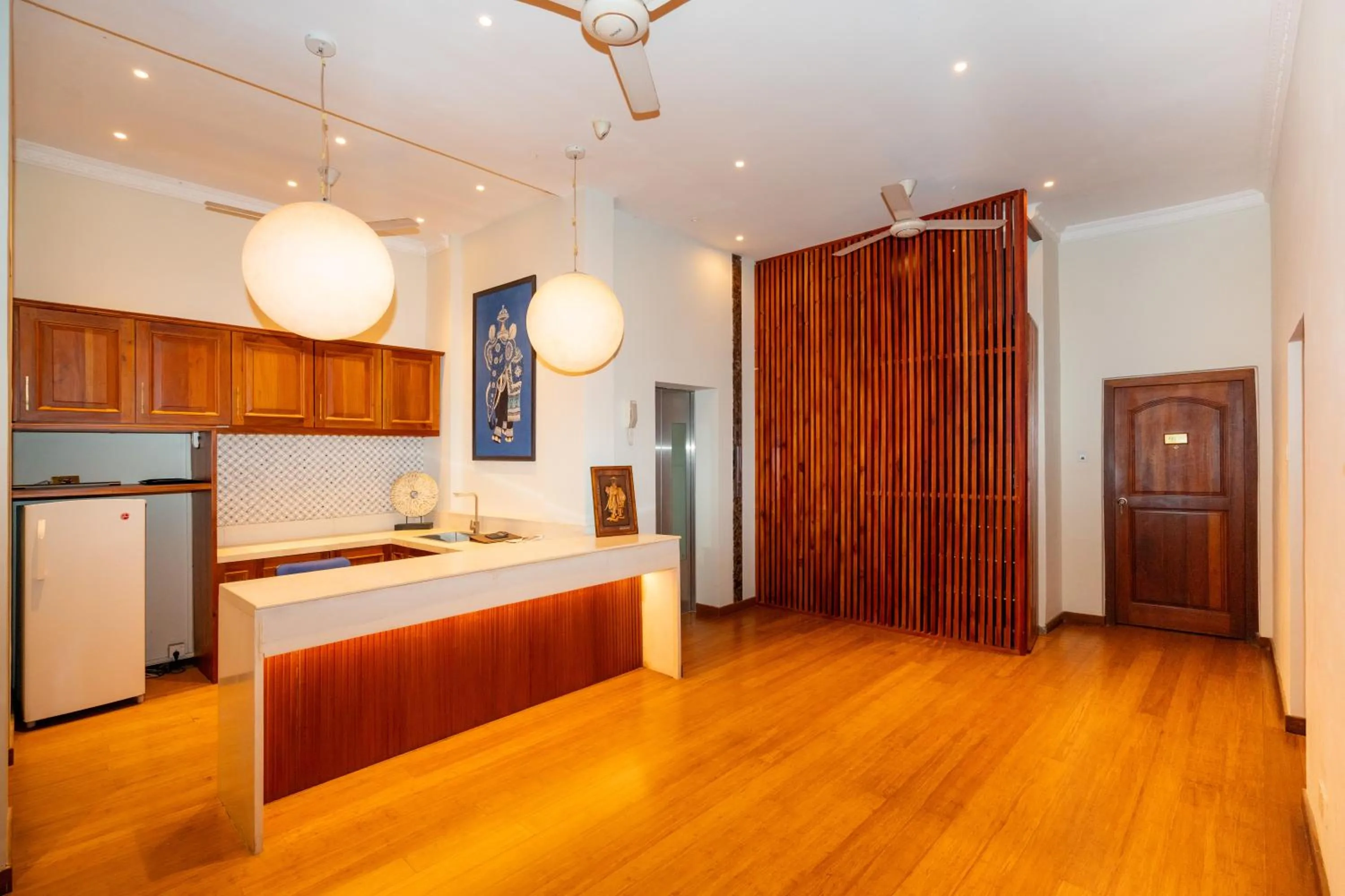 Kitchen or kitchenette, Bed in Serene Kandy