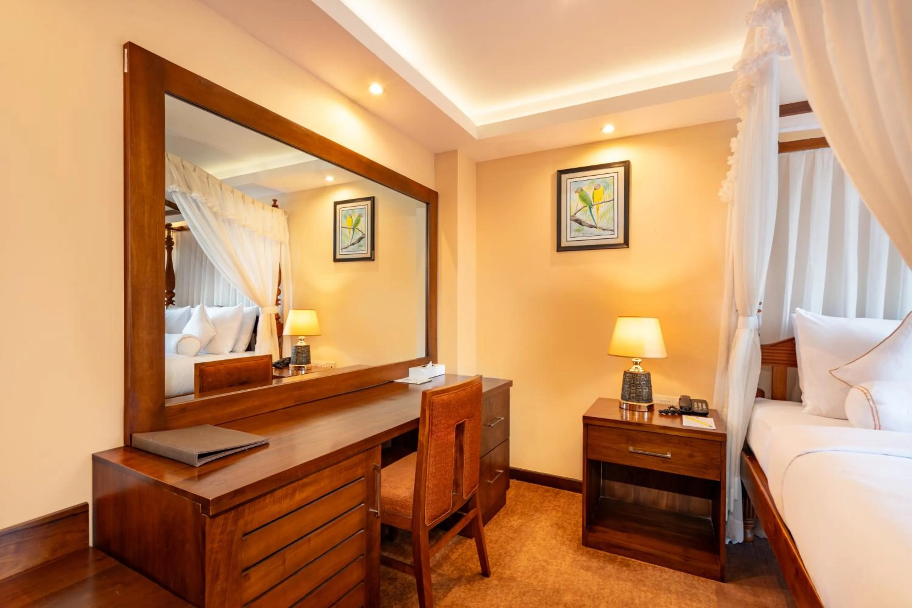 Bedroom, Bed in Serene Kandy