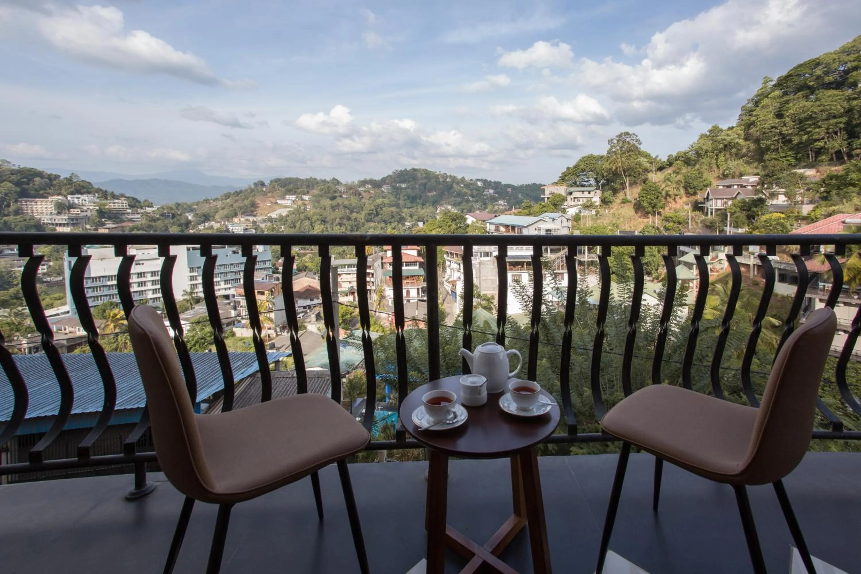 Balcony/Terrace in Serene Kandy
