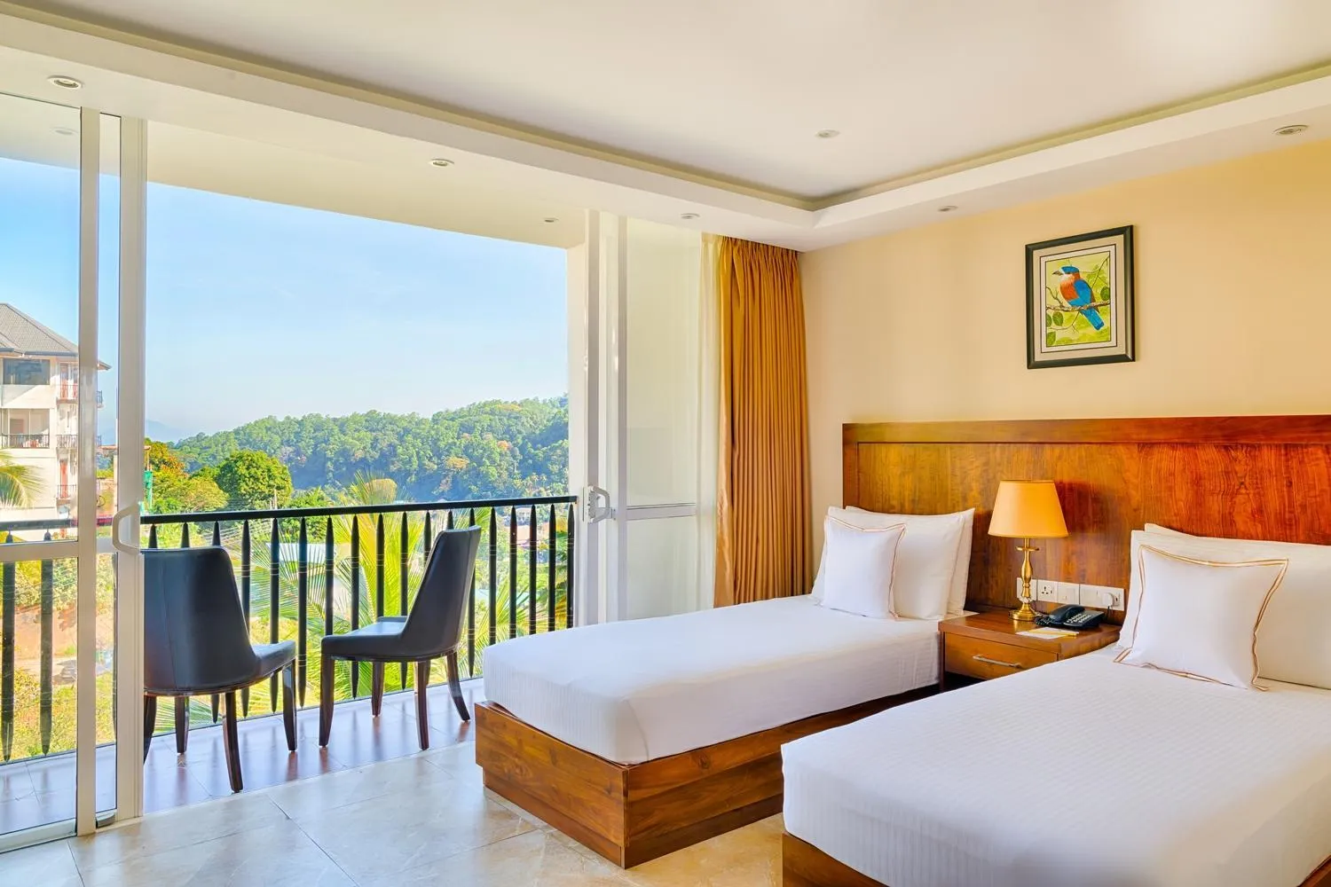 Balcony/Terrace, Bed in Serene Kandy