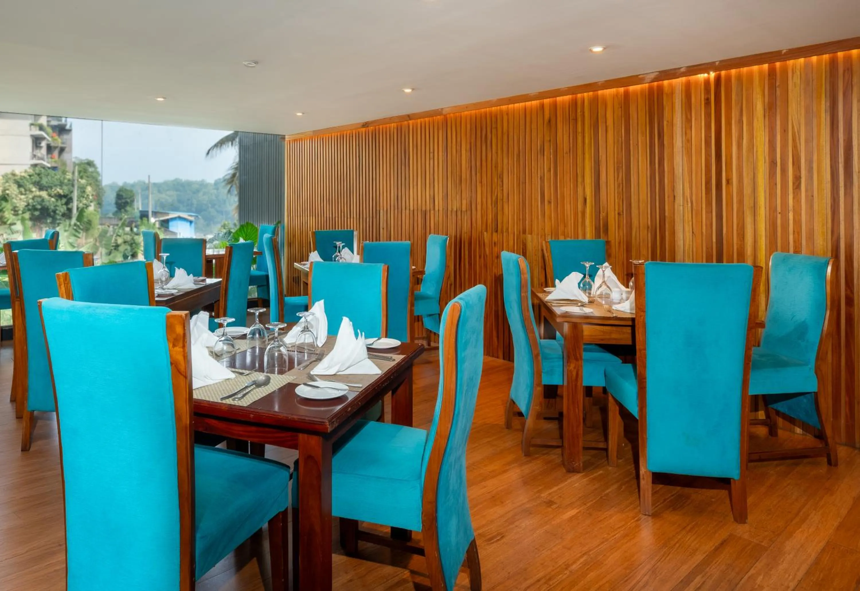 Restaurant/places to eat in Serene Kandy