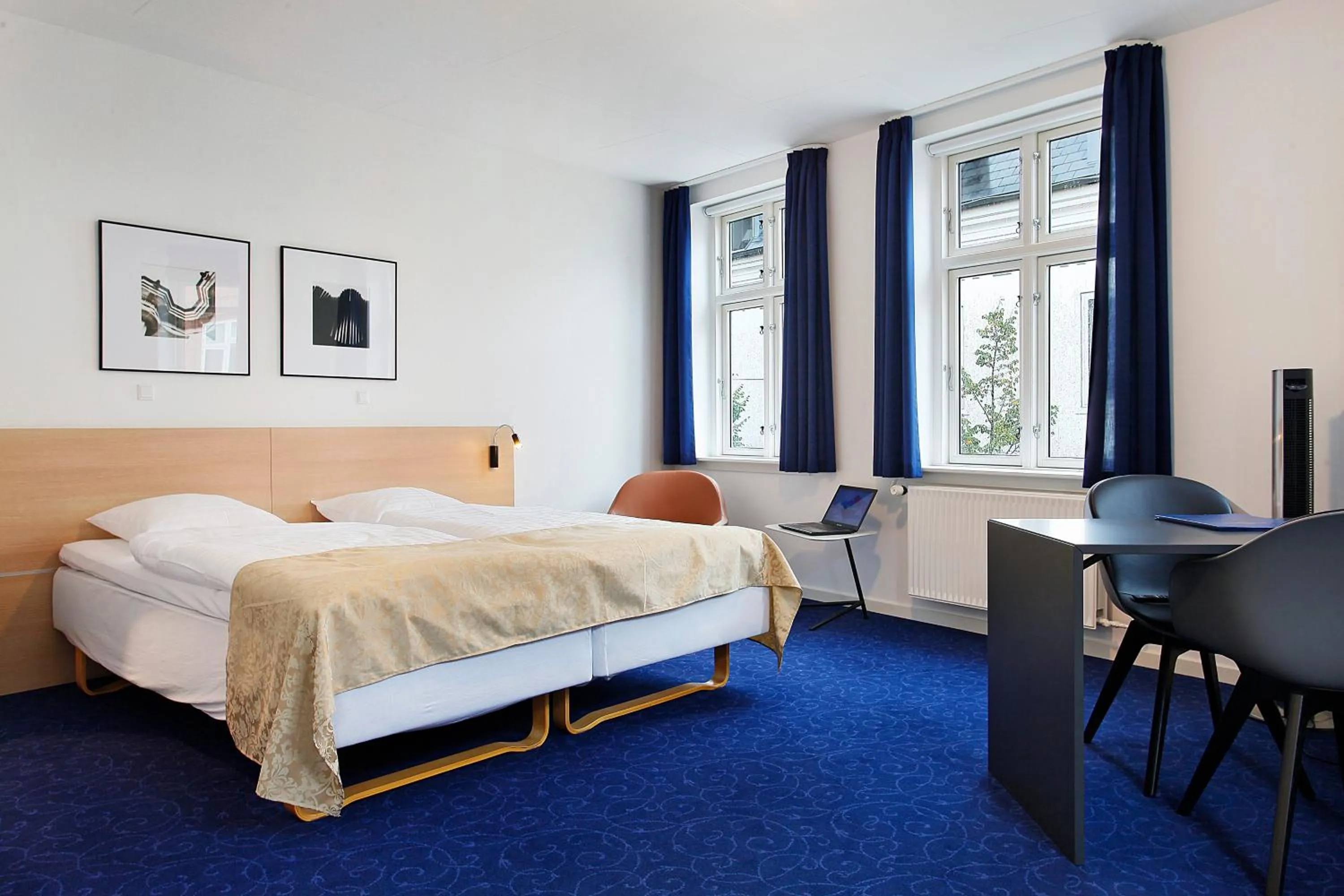 Photo of the whole room, Bed in Herning City Hotel