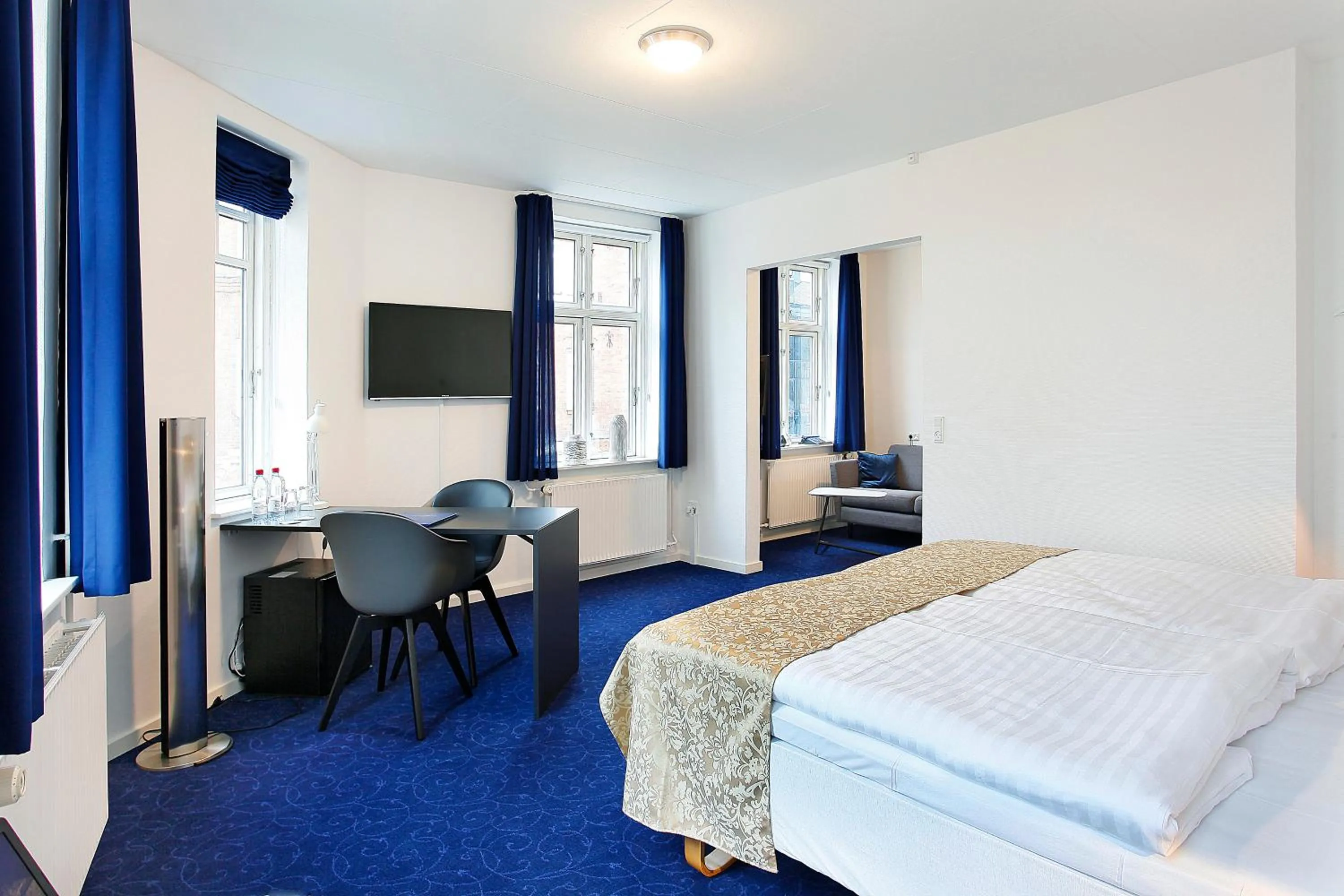 Photo of the whole room, Bed in Herning City Hotel