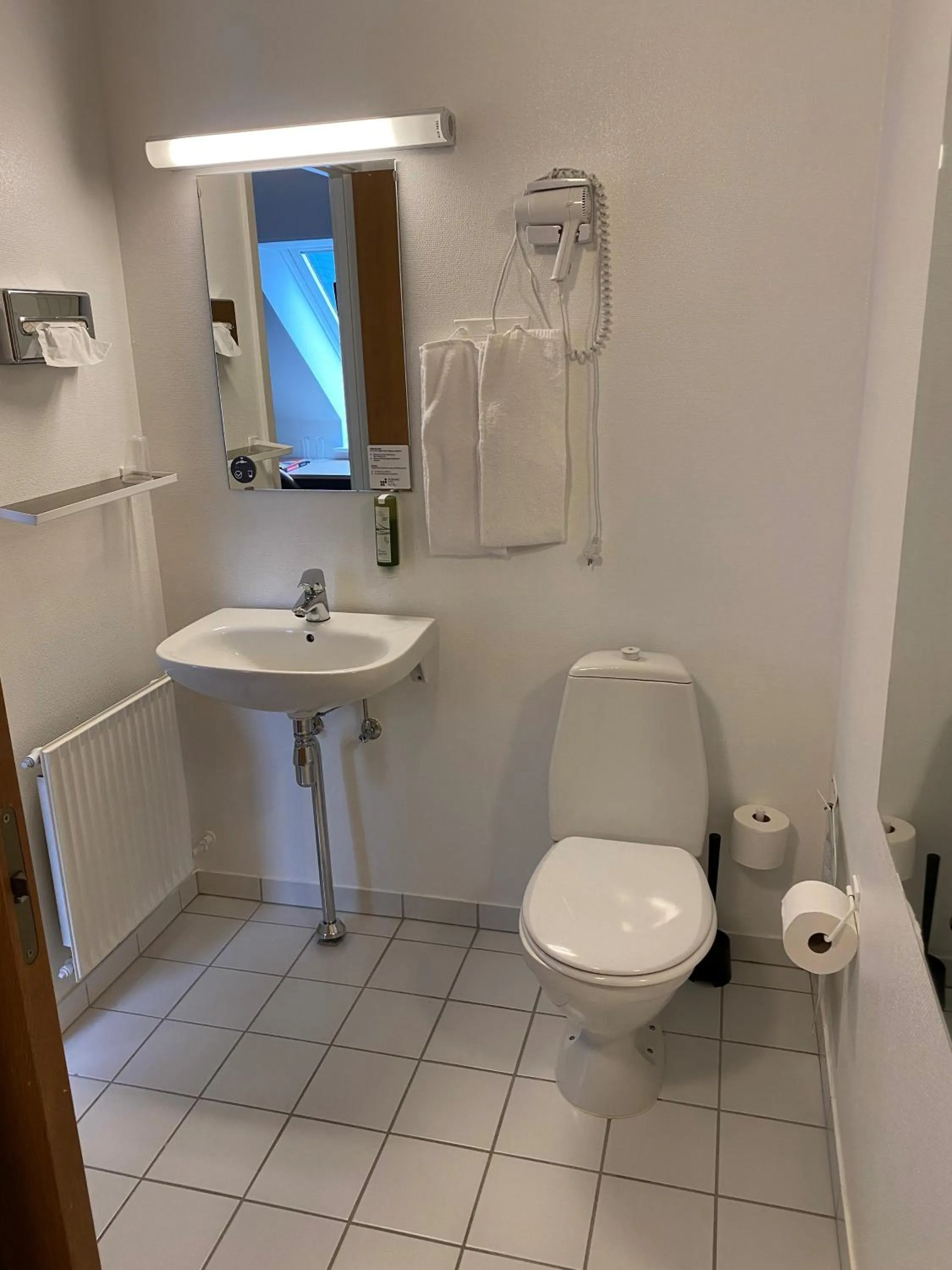 Bathroom in Herning City Hotel