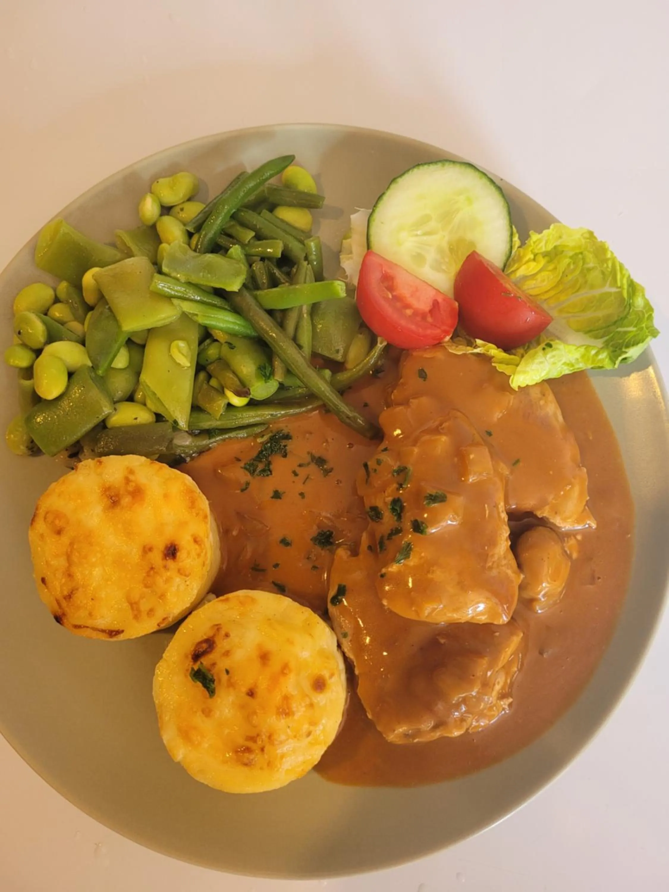 Restaurant/places to eat in Naturwert Hotel Garni Ursula