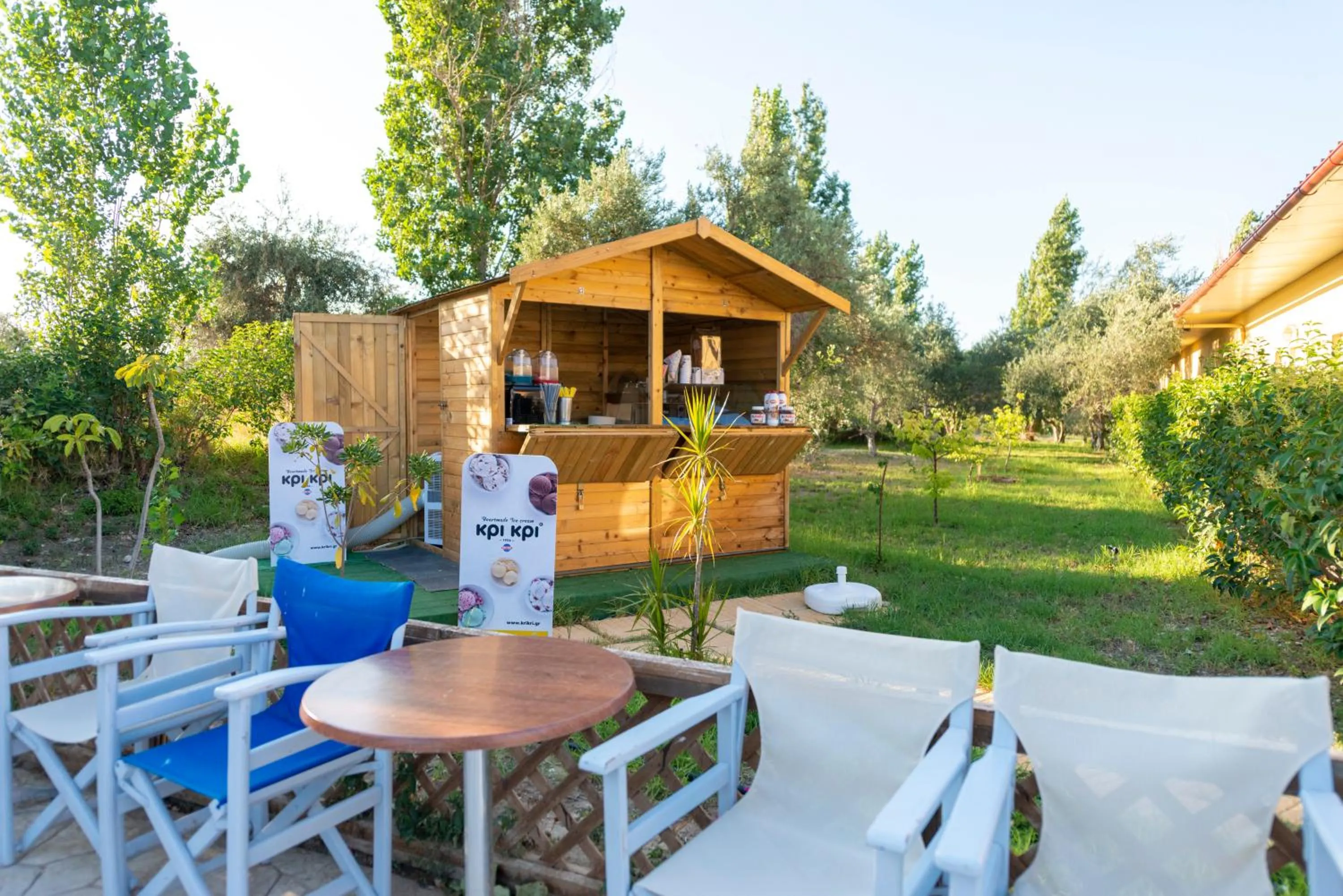 Property building in Fantasy Hotel