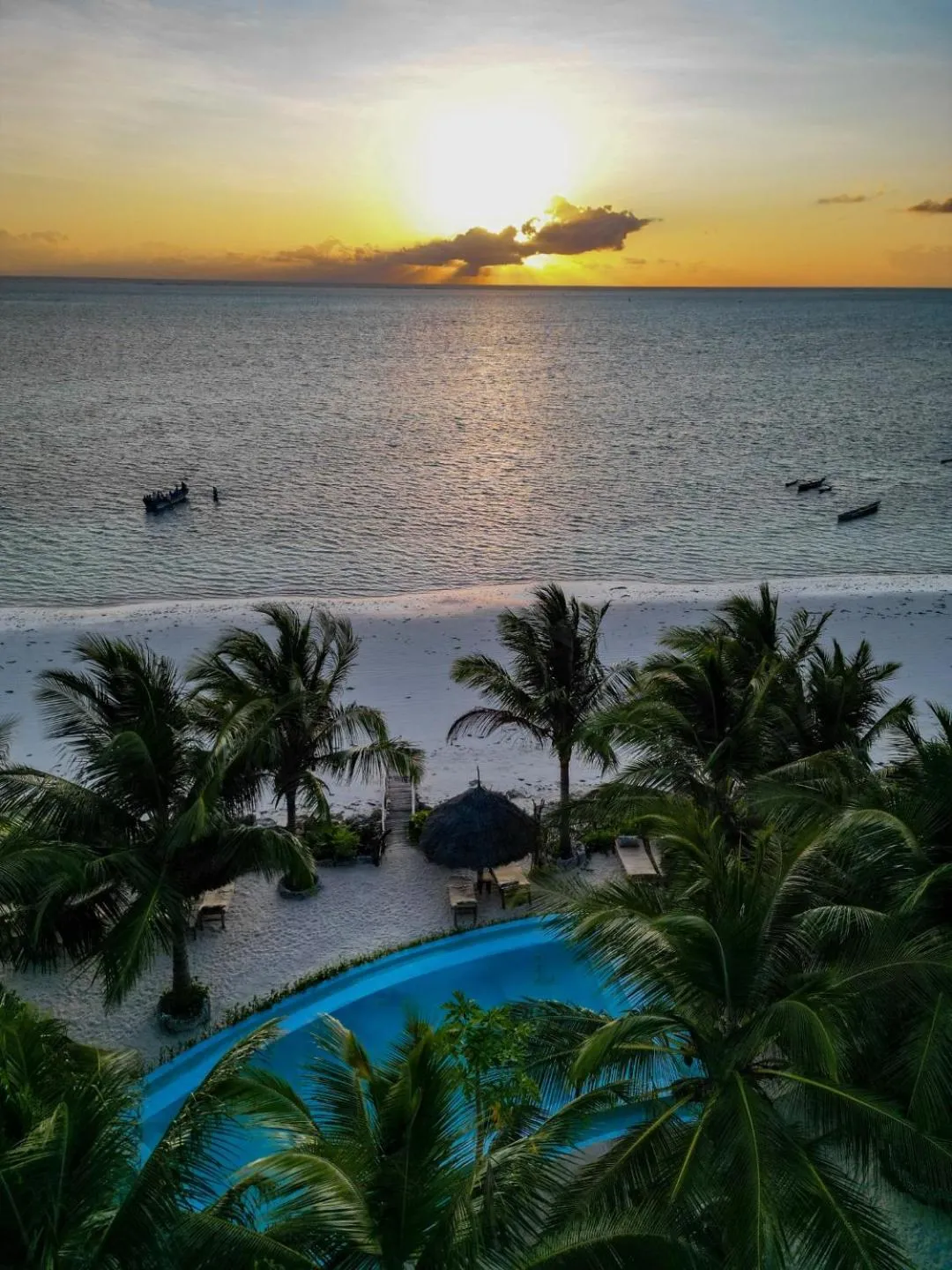 Sunrise in Villa Juliana