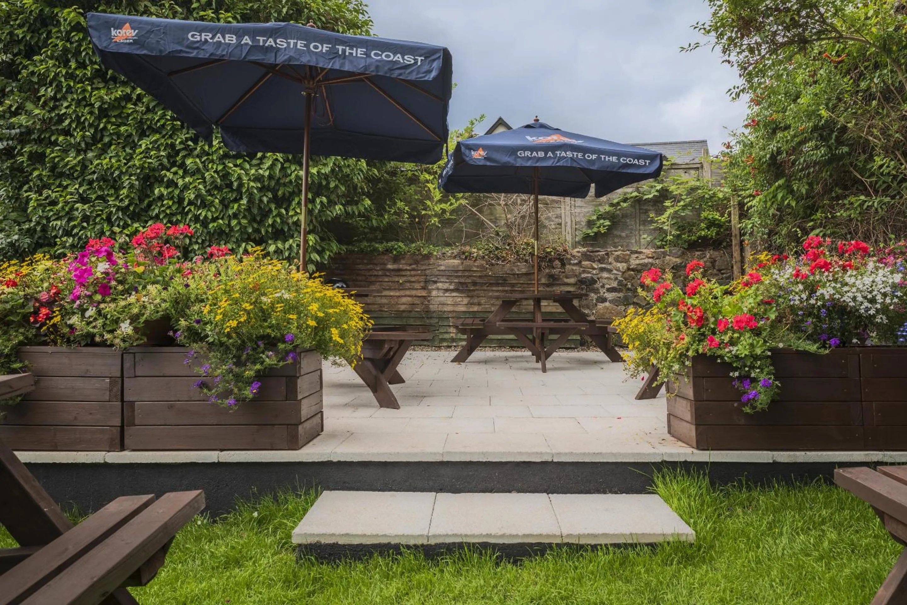 Property building in The Cromwell Arms Inn