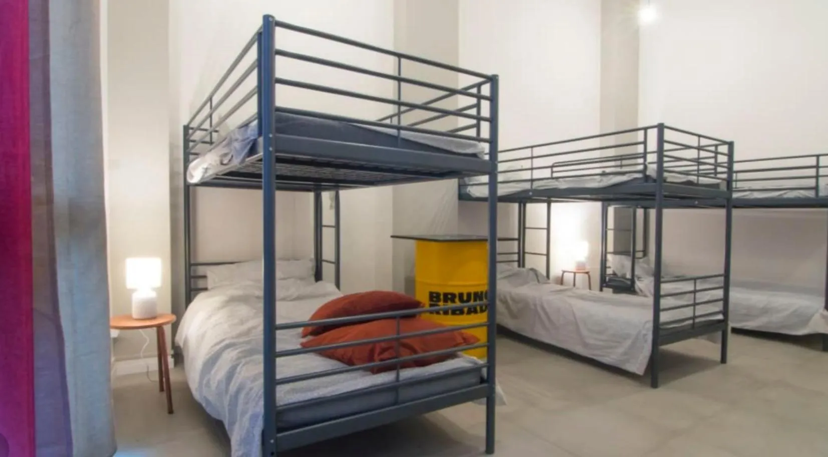 bunk bed in Hostelleria
