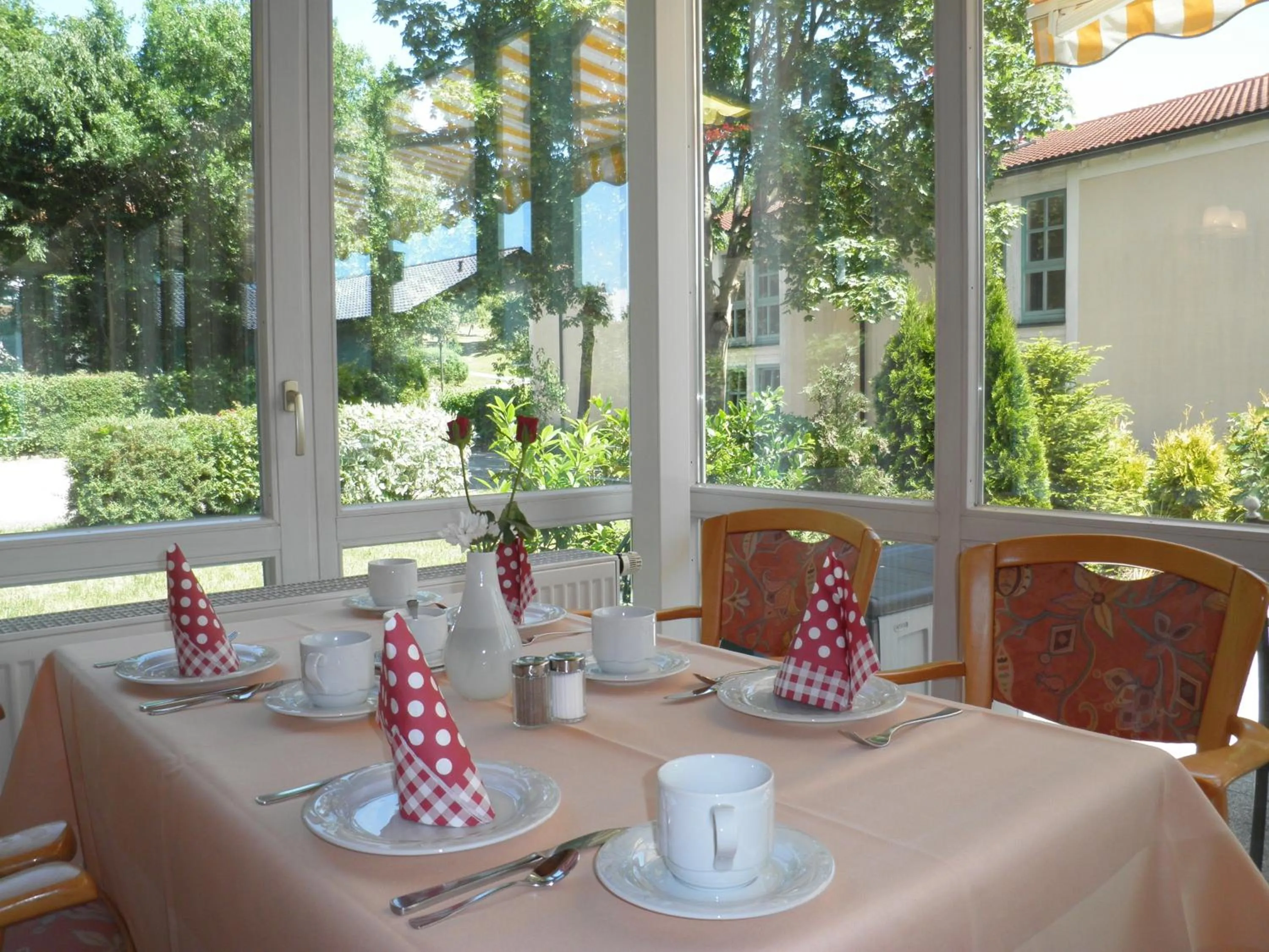 Restaurant/places to eat in Hotel Sonnenhof