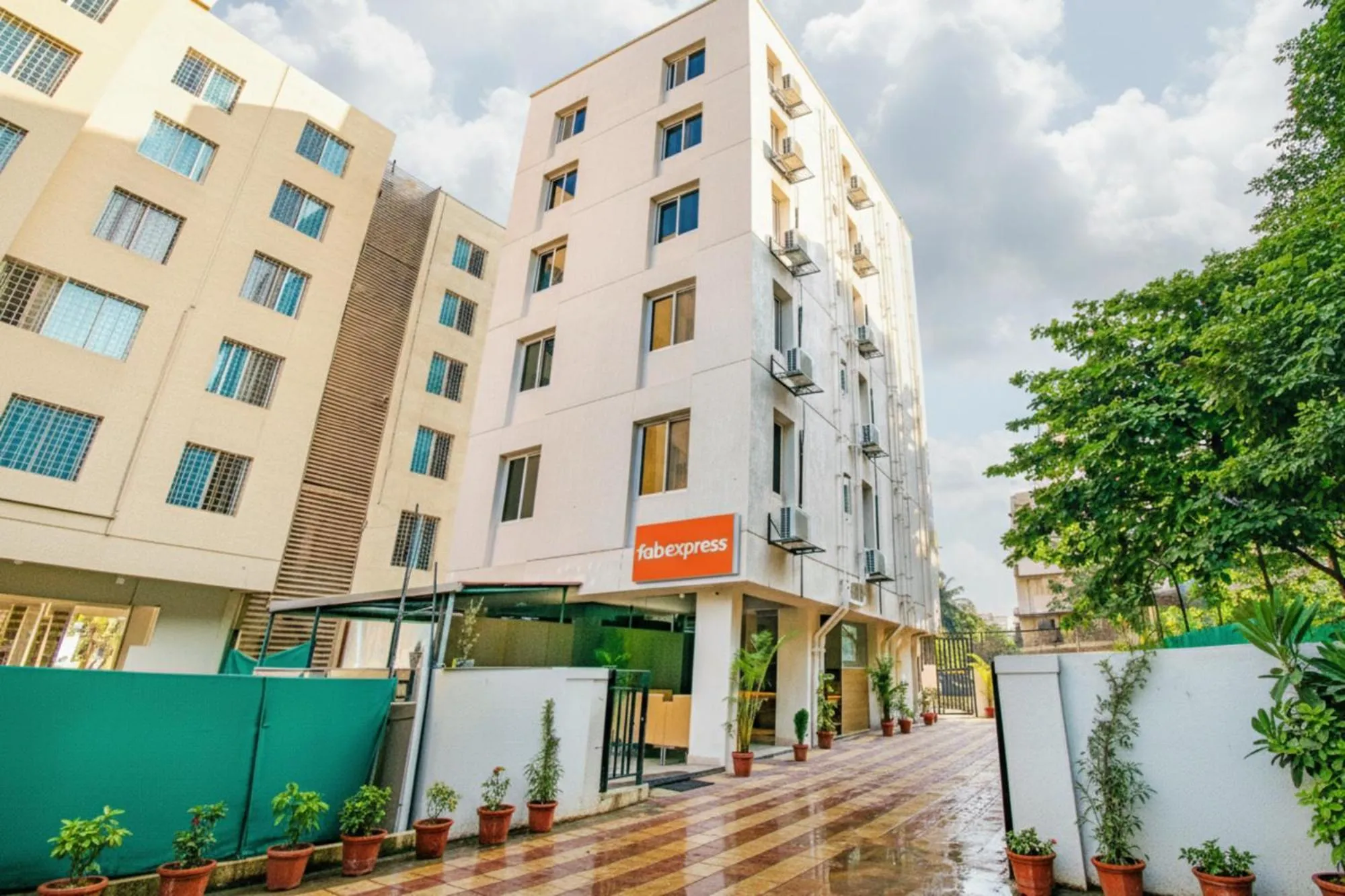 Property building in FabExpress Marvel Bliss - Nr Trump Towers